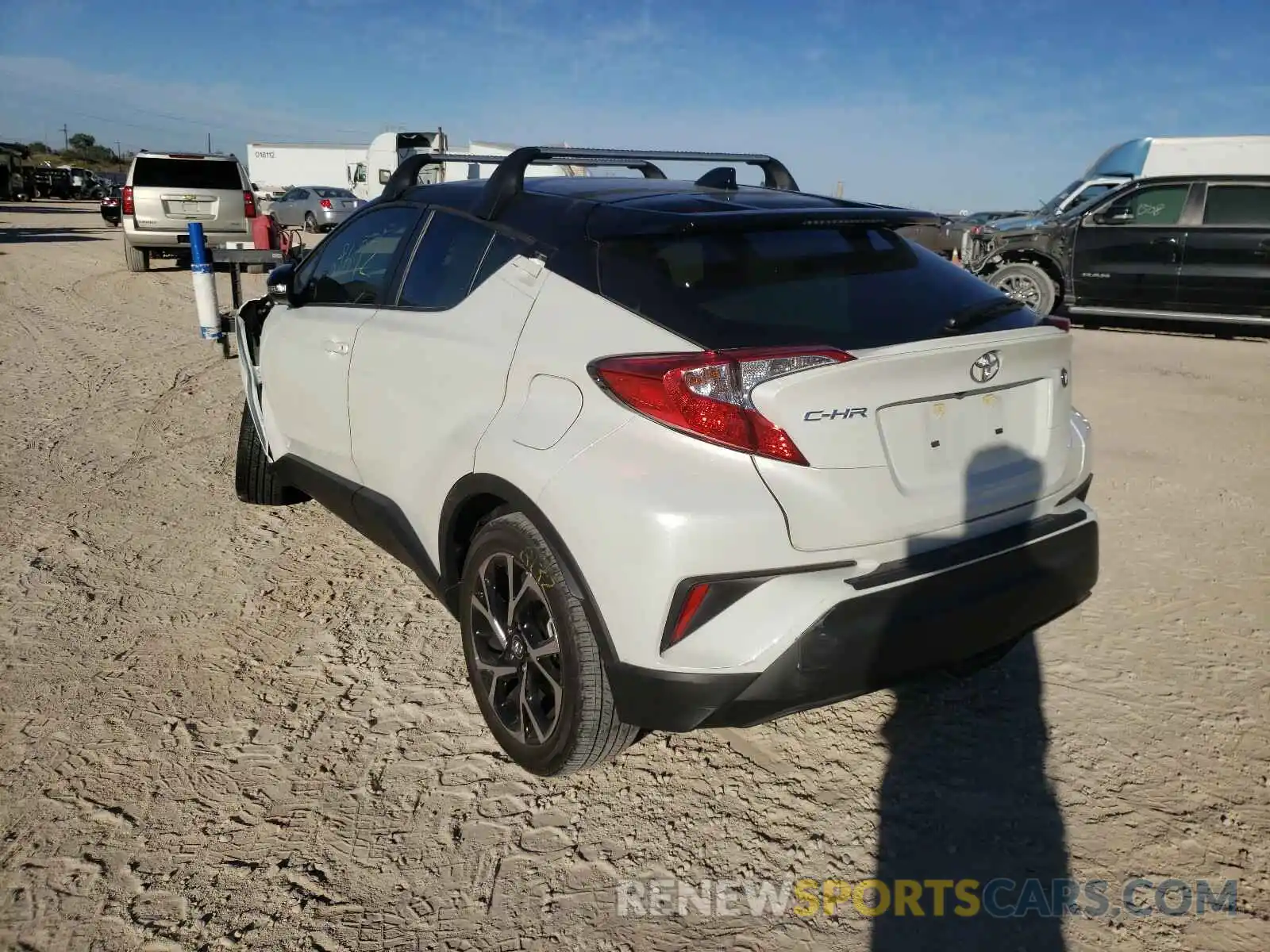 3 Photograph of a damaged car JTNKHMBX5K1032597 TOYOTA C-HR 2019