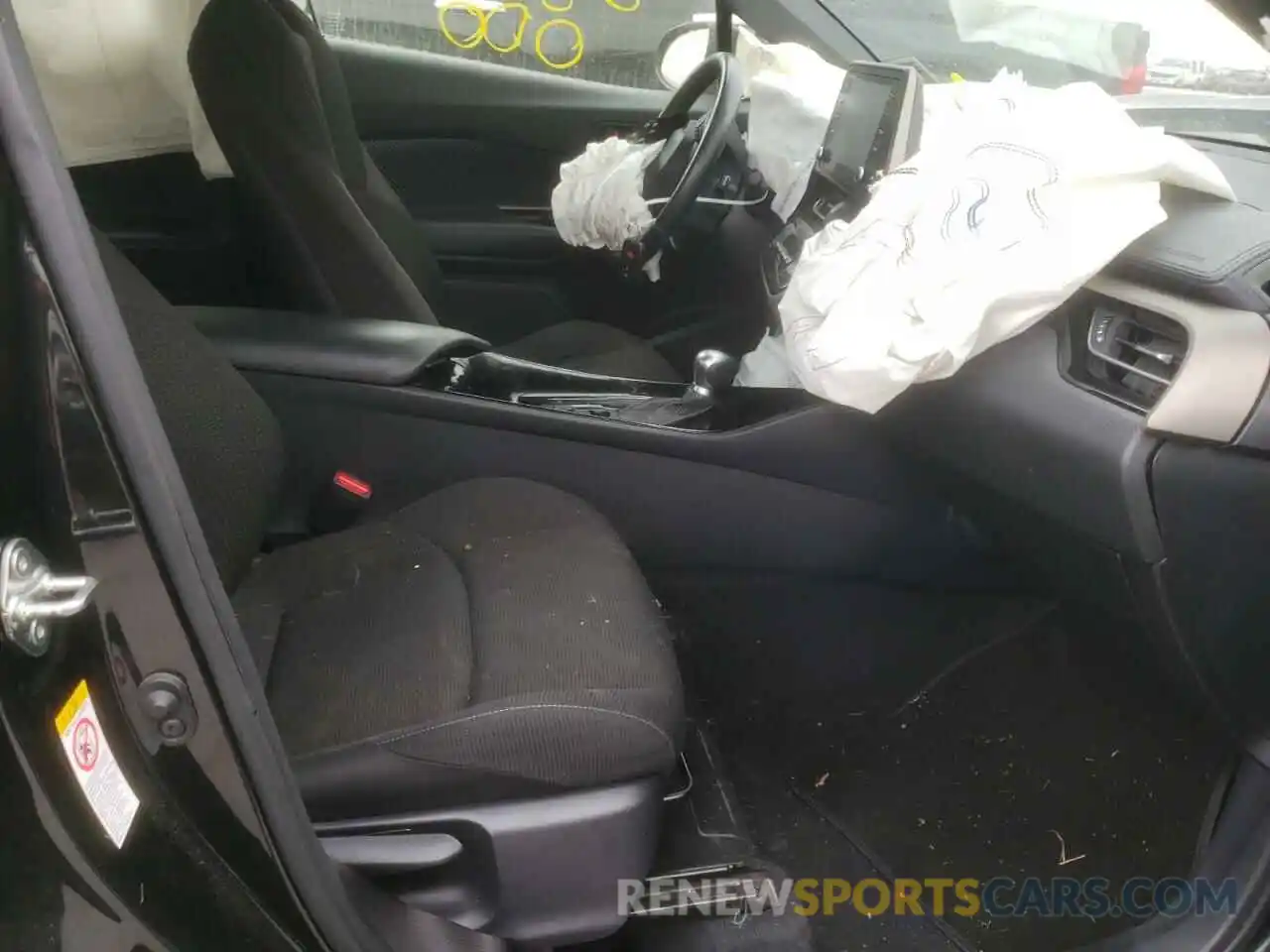 5 Photograph of a damaged car JTNKHMBX5K1032647 TOYOTA C-HR 2019