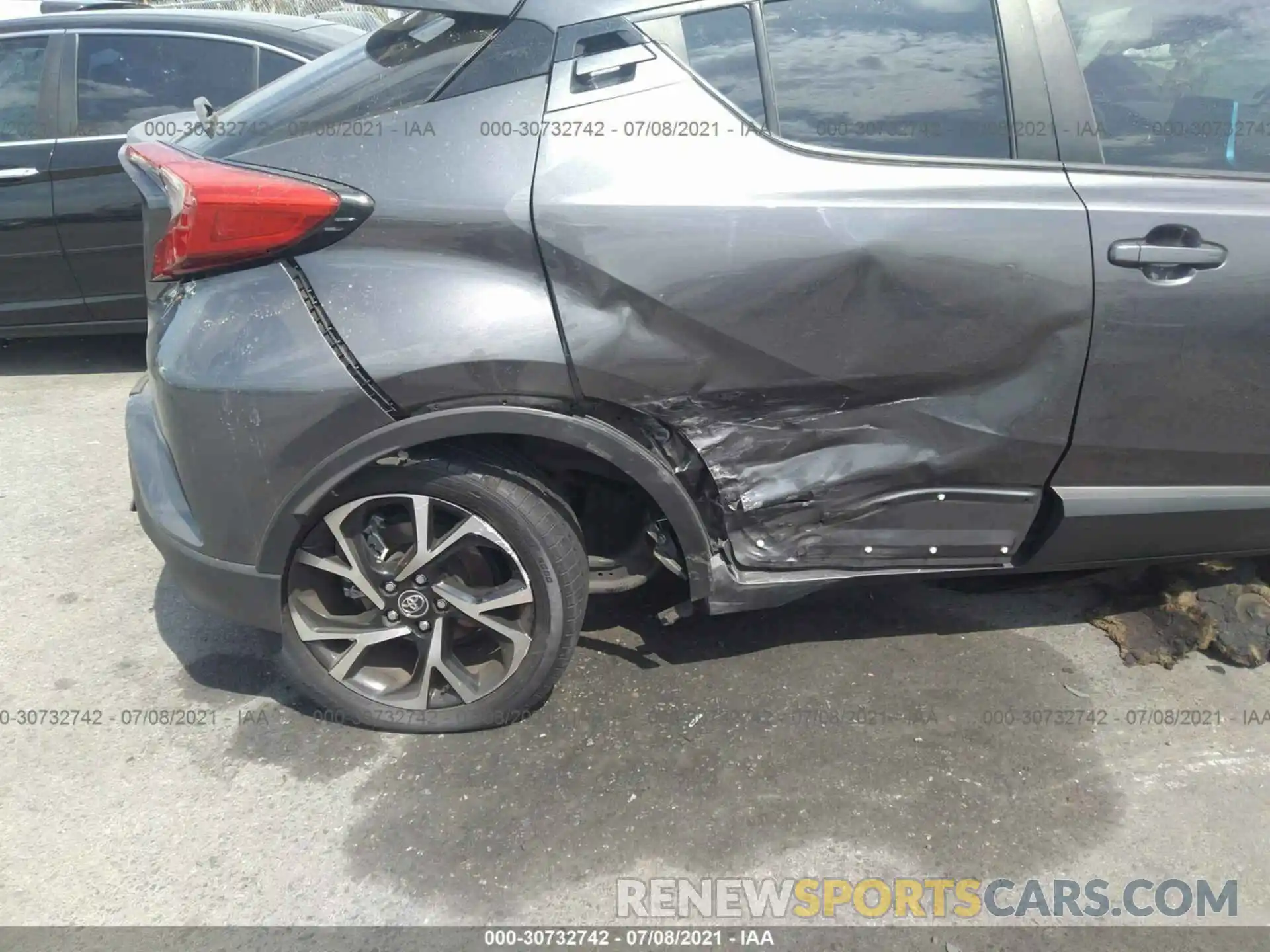 6 Photograph of a damaged car JTNKHMBX5K1036777 TOYOTA C-HR 2019