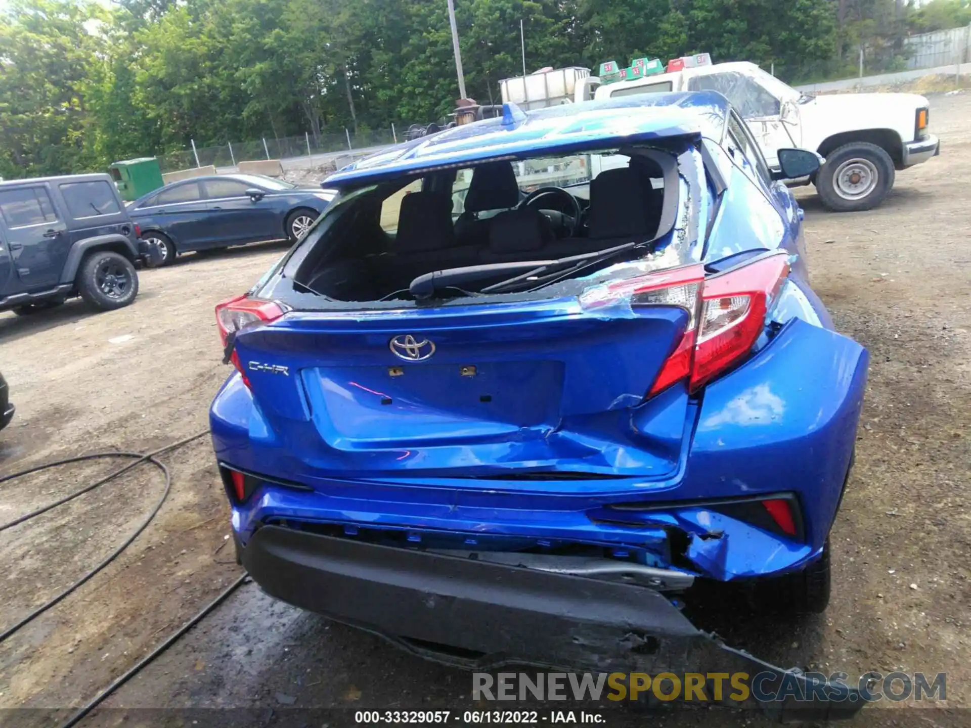 6 Photograph of a damaged car JTNKHMBX5K1037296 TOYOTA C-HR 2019