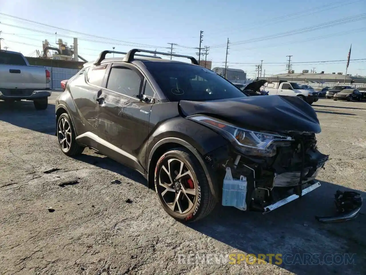 1 Фотография поврежденного автомобиля JTNKHMBX5K1038318 TOYOTA C-HR 2019