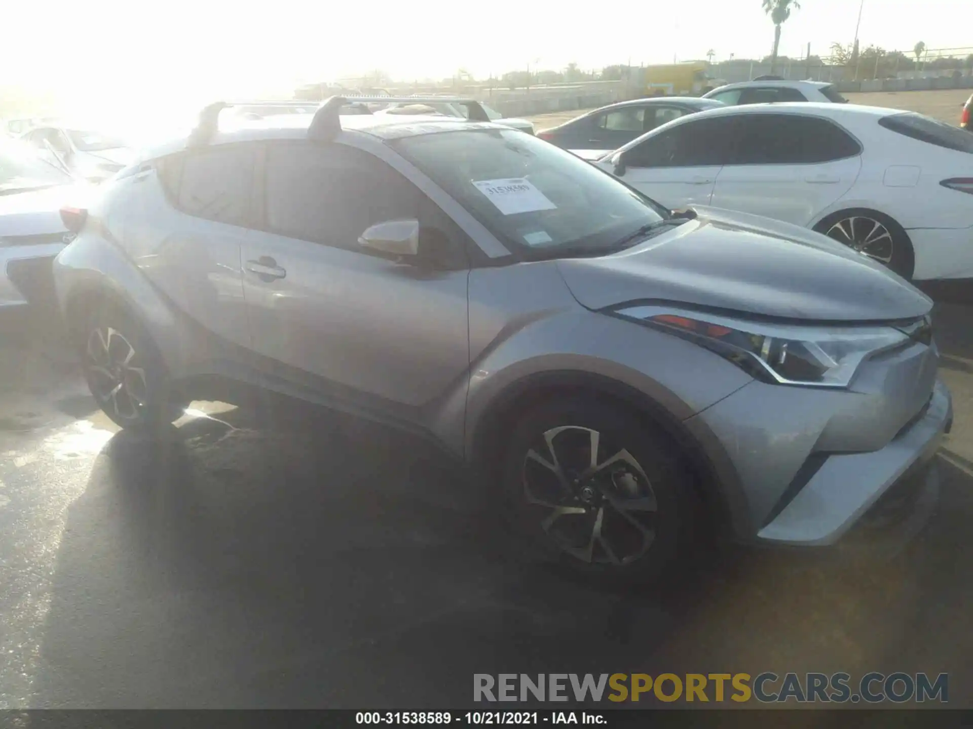 1 Фотография поврежденного автомобиля JTNKHMBX5K1039792 TOYOTA C-HR 2019