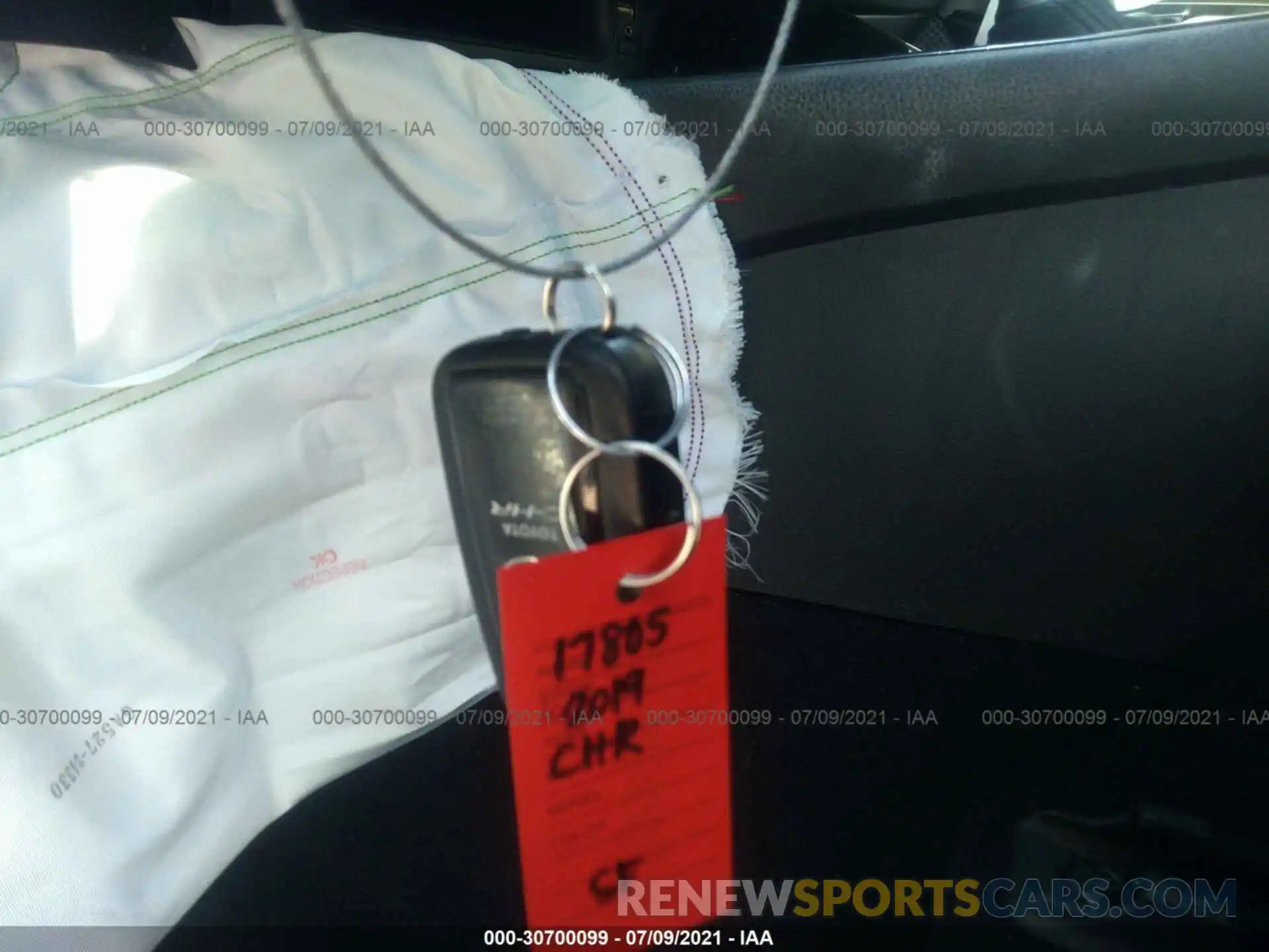 11 Photograph of a damaged car JTNKHMBX5K1049772 TOYOTA C-HR 2019