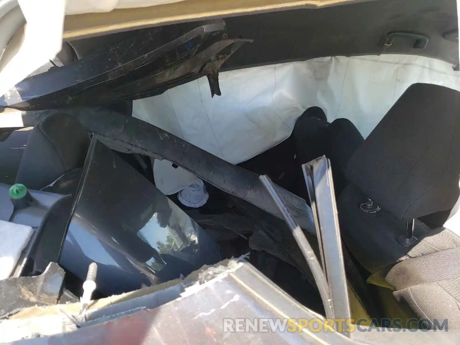 6 Photograph of a damaged car JTNKHMBX5K1057998 TOYOTA C-HR 2019