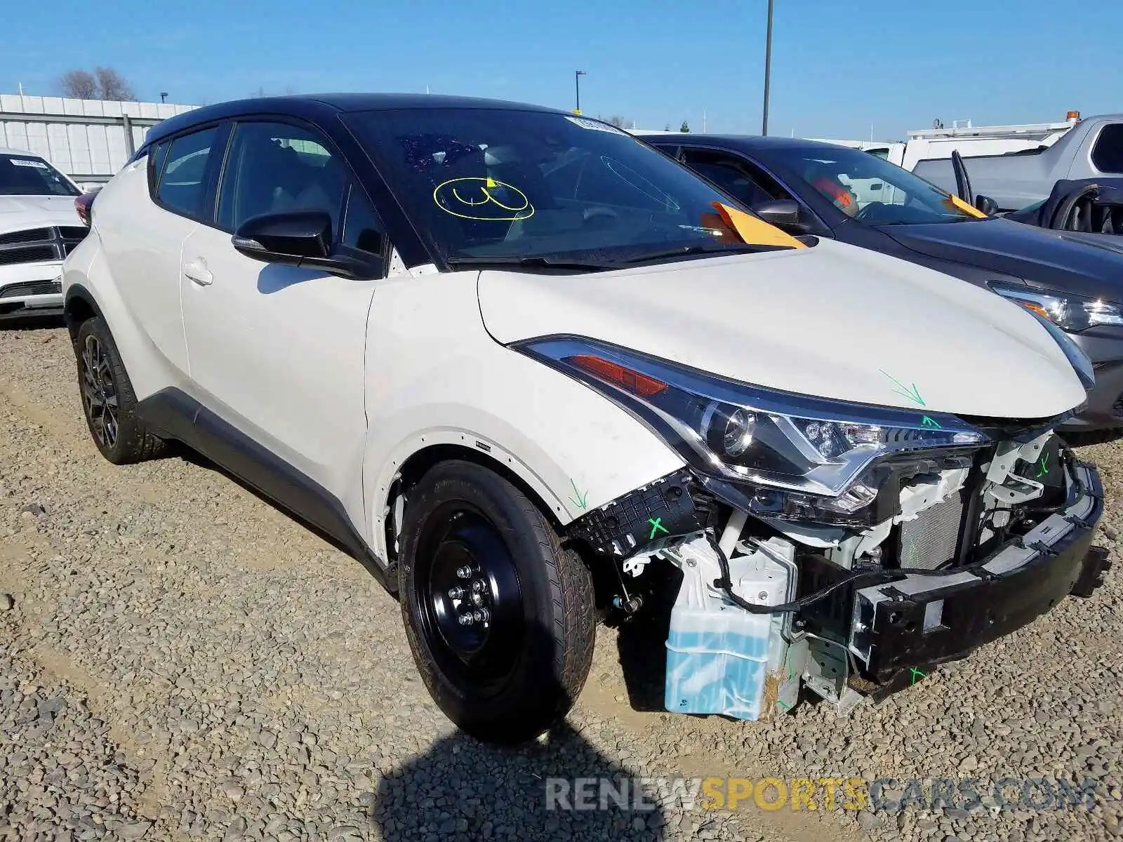 1 Photograph of a damaged car JTNKHMBX5K1058228 TOYOTA C-HR 2019