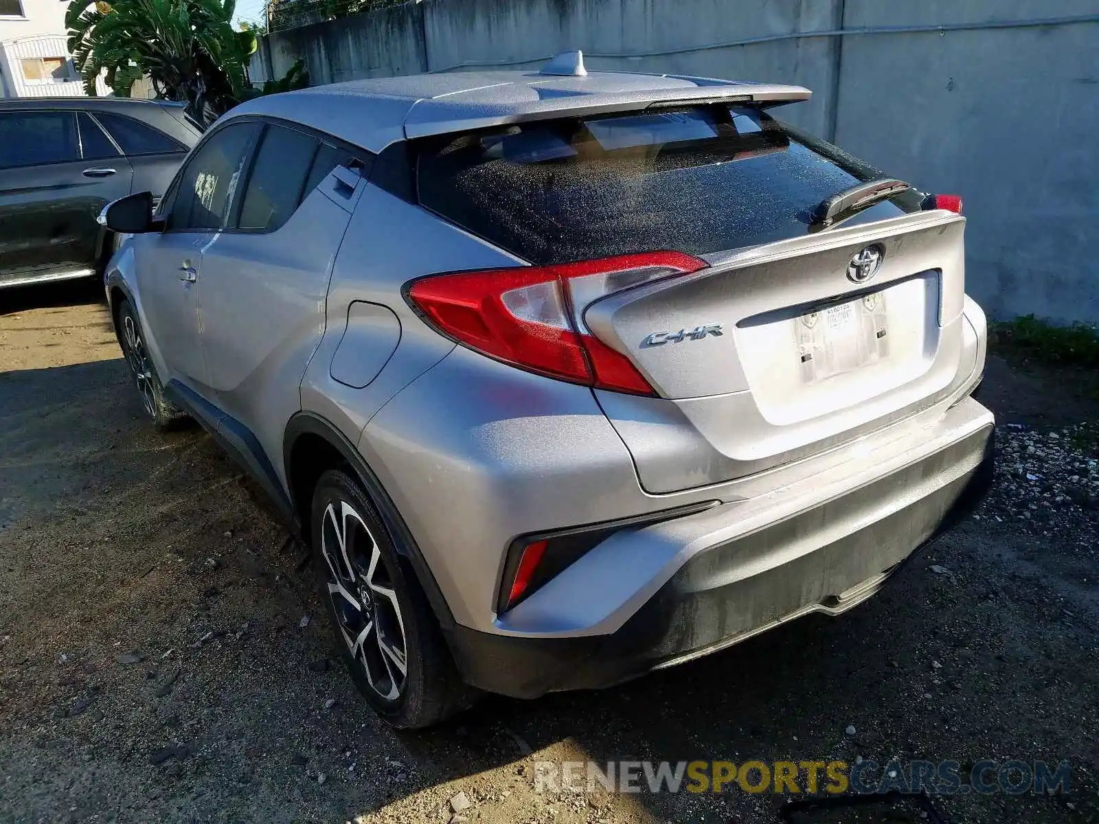 3 Photograph of a damaged car JTNKHMBX6K1018031 TOYOTA C-HR 2019