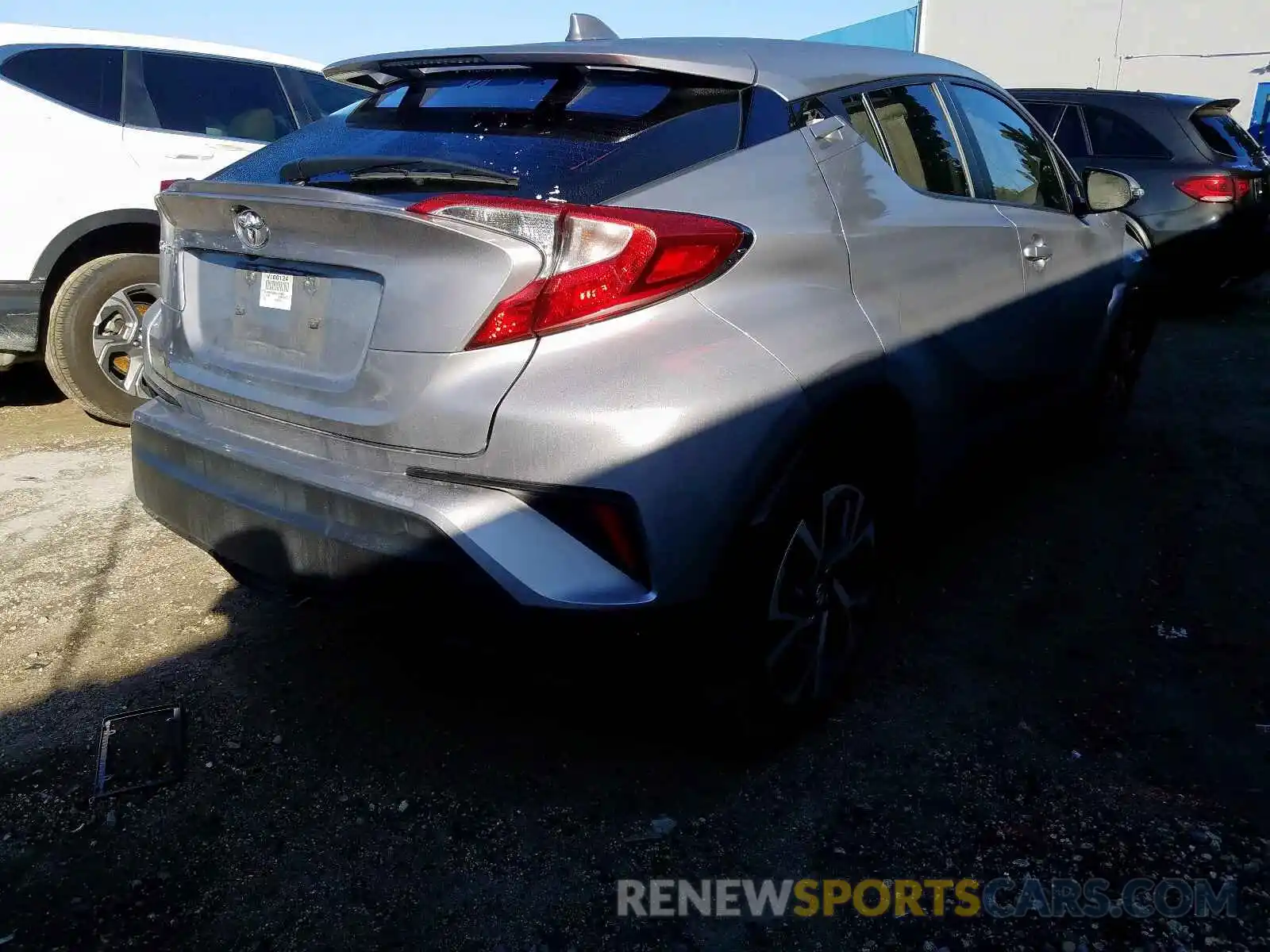 4 Photograph of a damaged car JTNKHMBX6K1018031 TOYOTA C-HR 2019