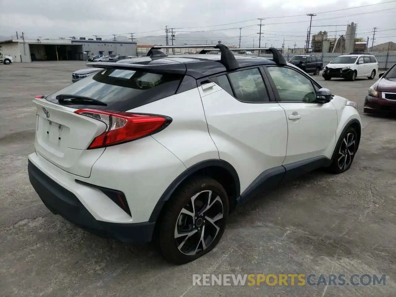 4 Photograph of a damaged car JTNKHMBX6K1020989 TOYOTA C-HR 2019