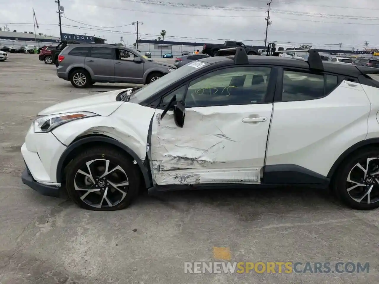 9 Photograph of a damaged car JTNKHMBX6K1020989 TOYOTA C-HR 2019