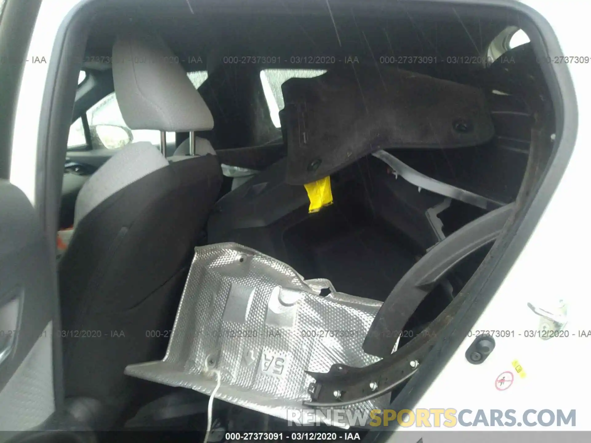 8 Photograph of a damaged car JTNKHMBX6K1022936 TOYOTA C-HR 2019