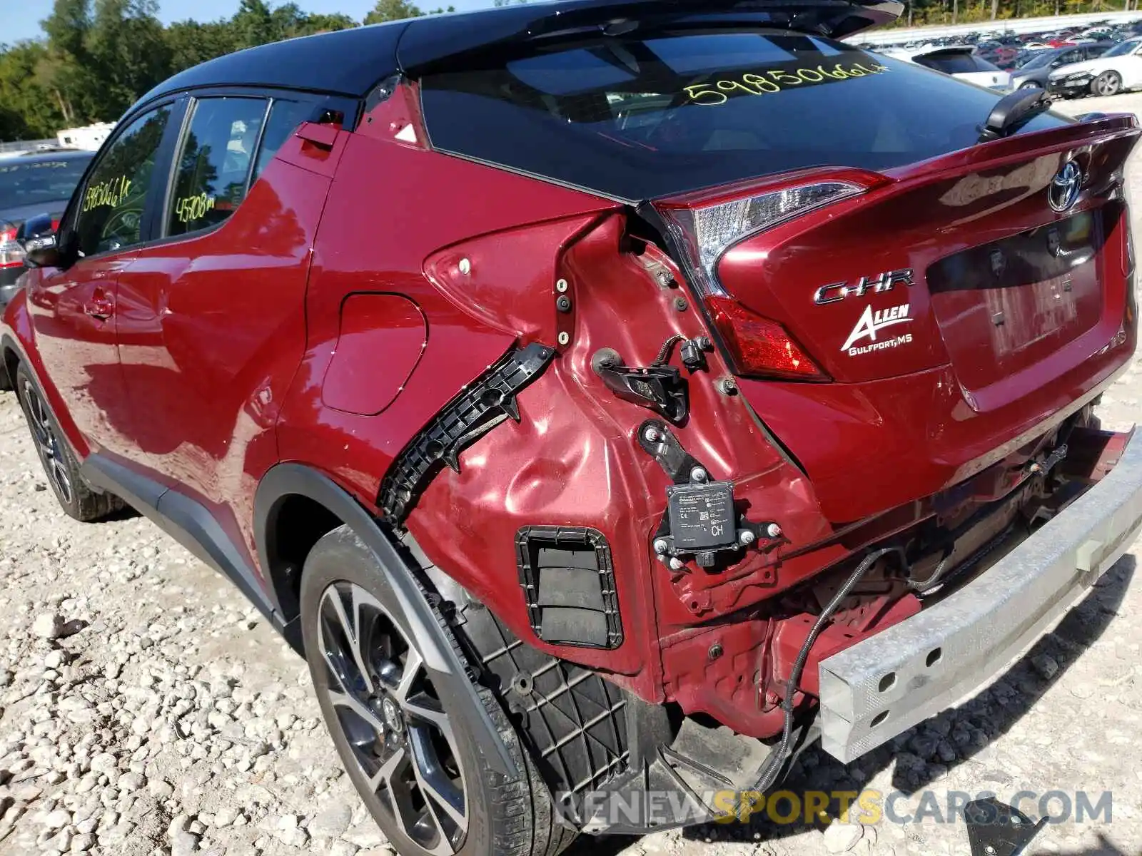 9 Photograph of a damaged car JTNKHMBX6K1023357 TOYOTA C-HR 2019