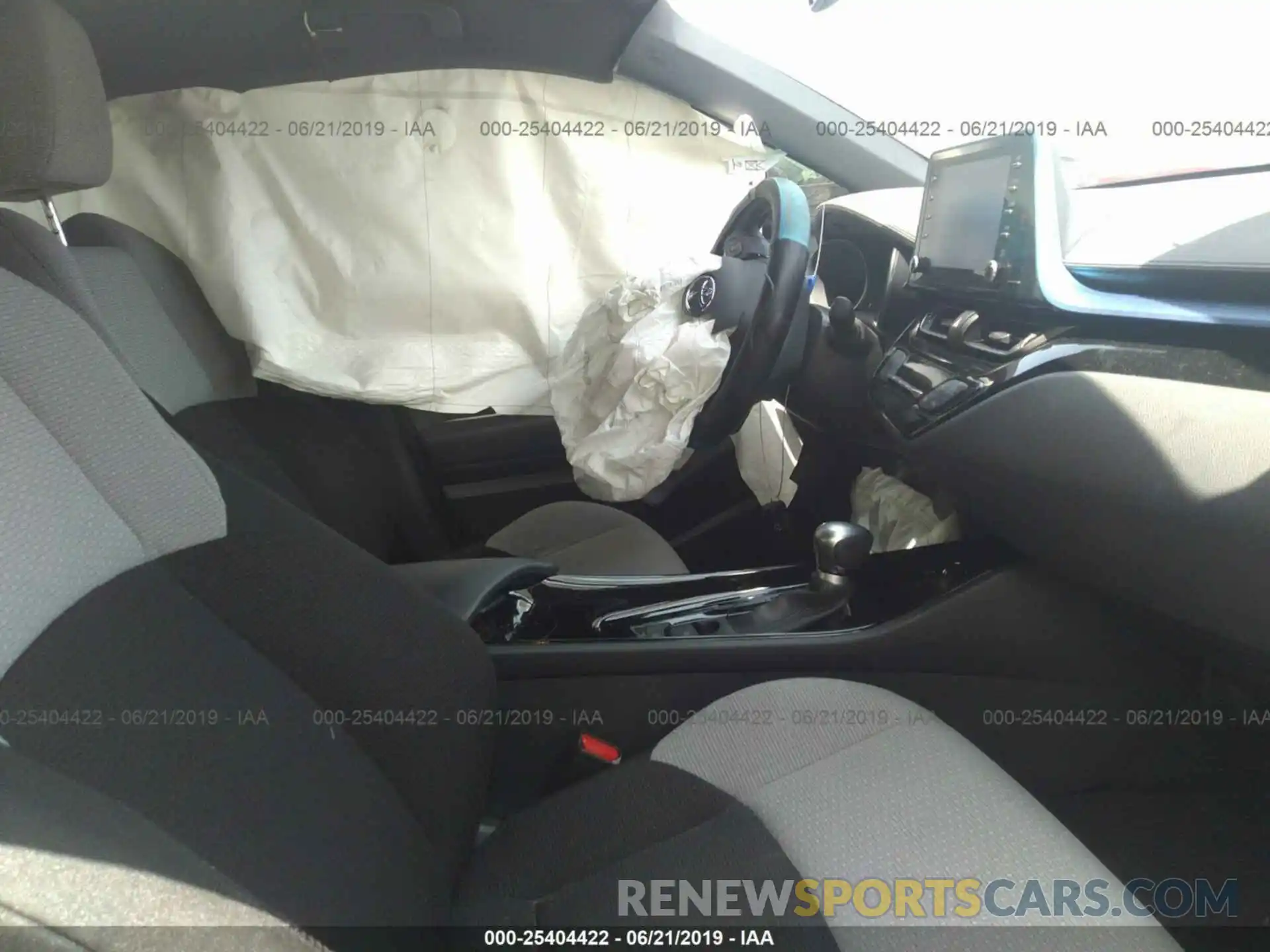 5 Photograph of a damaged car JTNKHMBX6K1025156 TOYOTA C-HR 2019