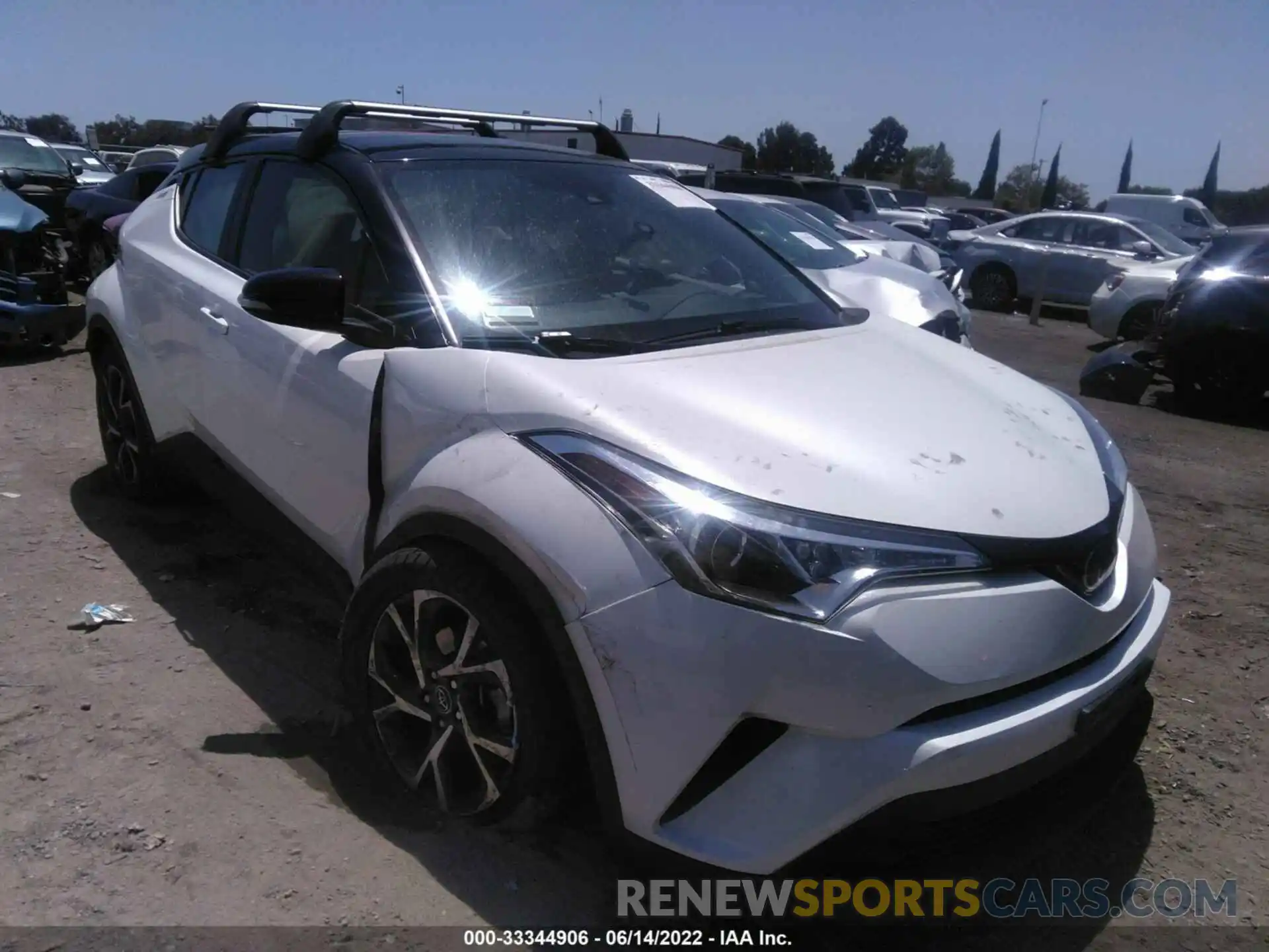 1 Фотография поврежденного автомобиля JTNKHMBX6K1031846 TOYOTA C-HR 2019