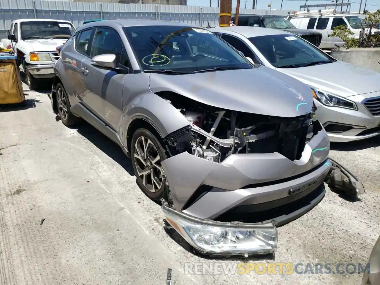 1 Photograph of a damaged car JTNKHMBX6K1039932 TOYOTA C-HR 2019