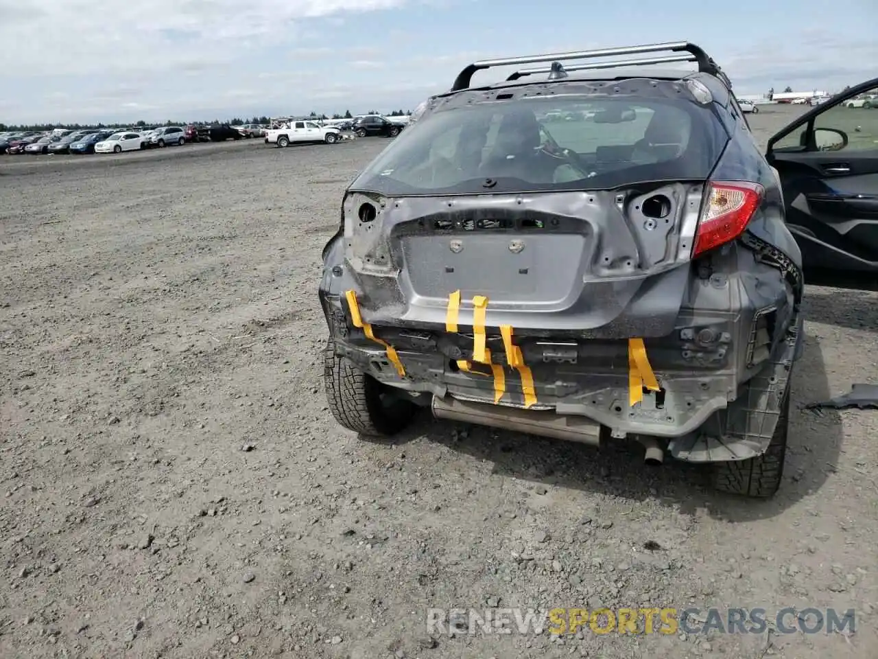 9 Photograph of a damaged car JTNKHMBX6K1041809 TOYOTA C-HR 2019