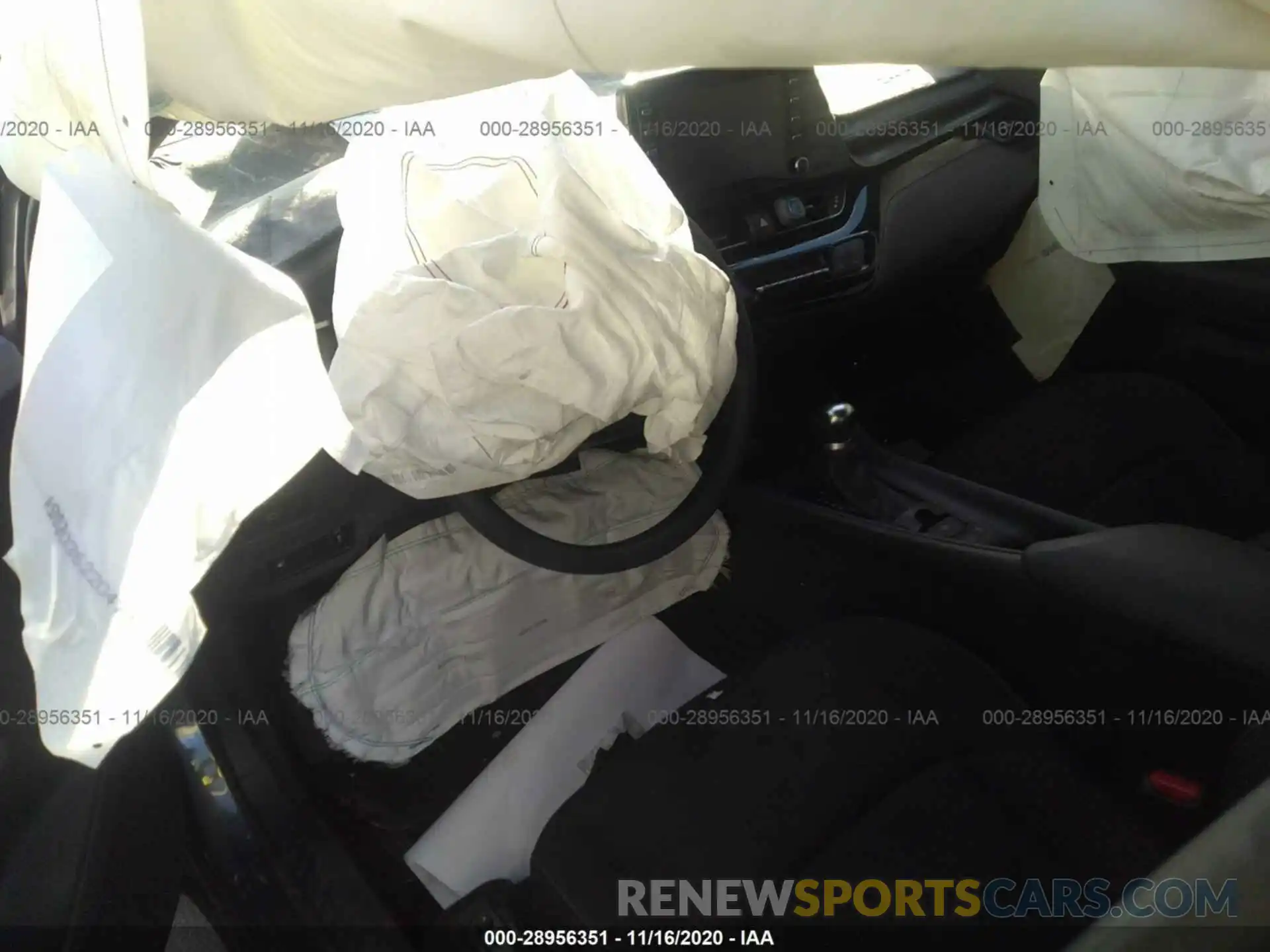 5 Photograph of a damaged car JTNKHMBX6K1044516 TOYOTA C-HR 2019