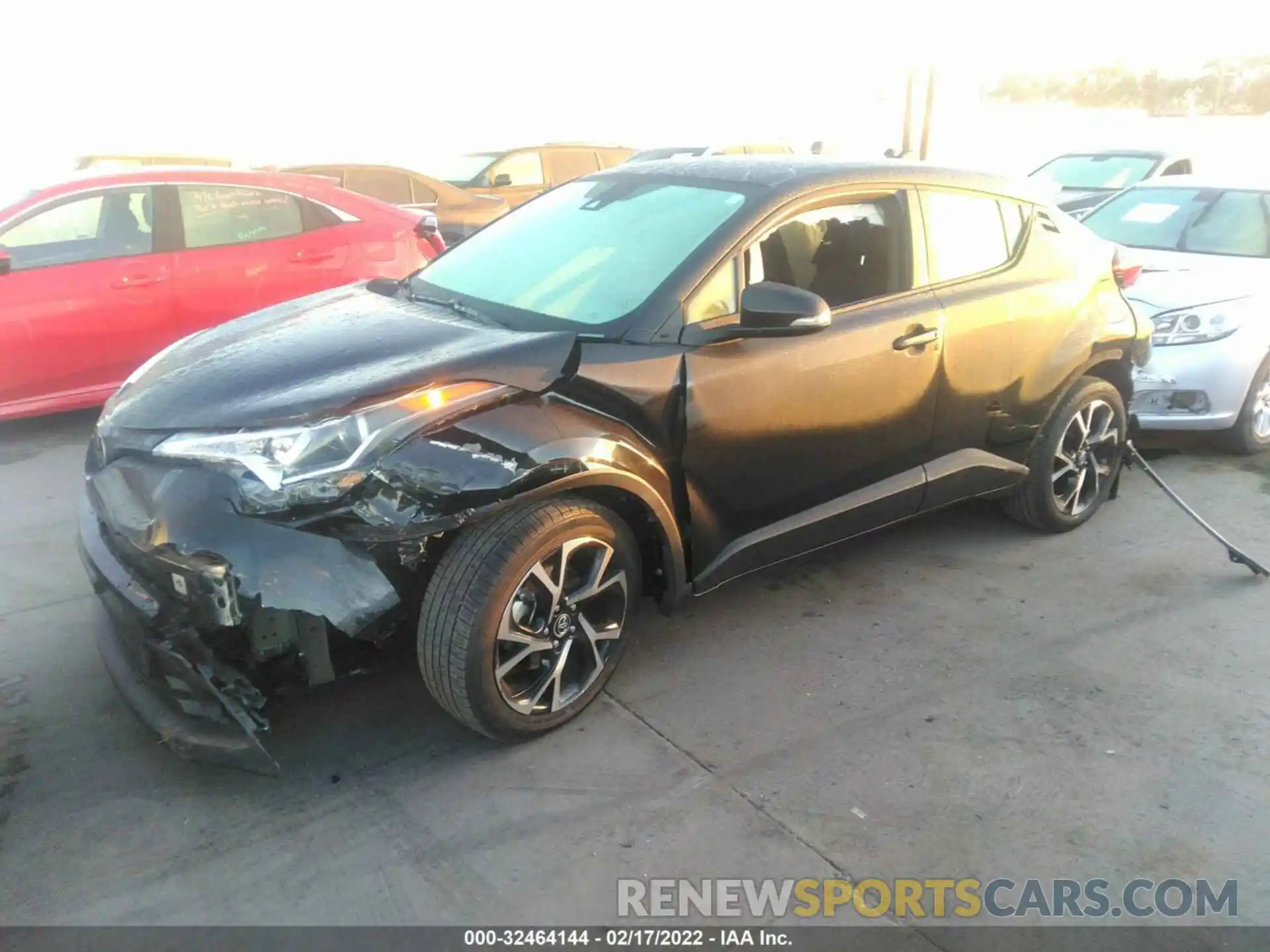 2 Фотография поврежденного автомобиля JTNKHMBX6K1048419 TOYOTA C-HR 2019