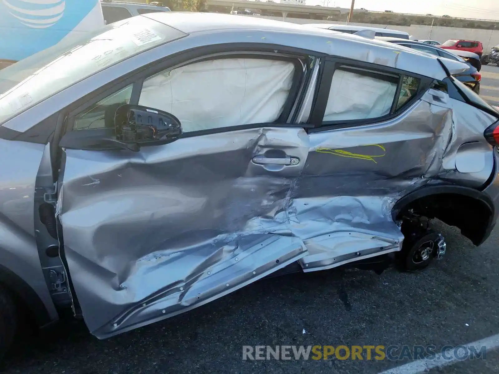 9 Photograph of a damaged car JTNKHMBX6K1048615 TOYOTA C-HR 2019