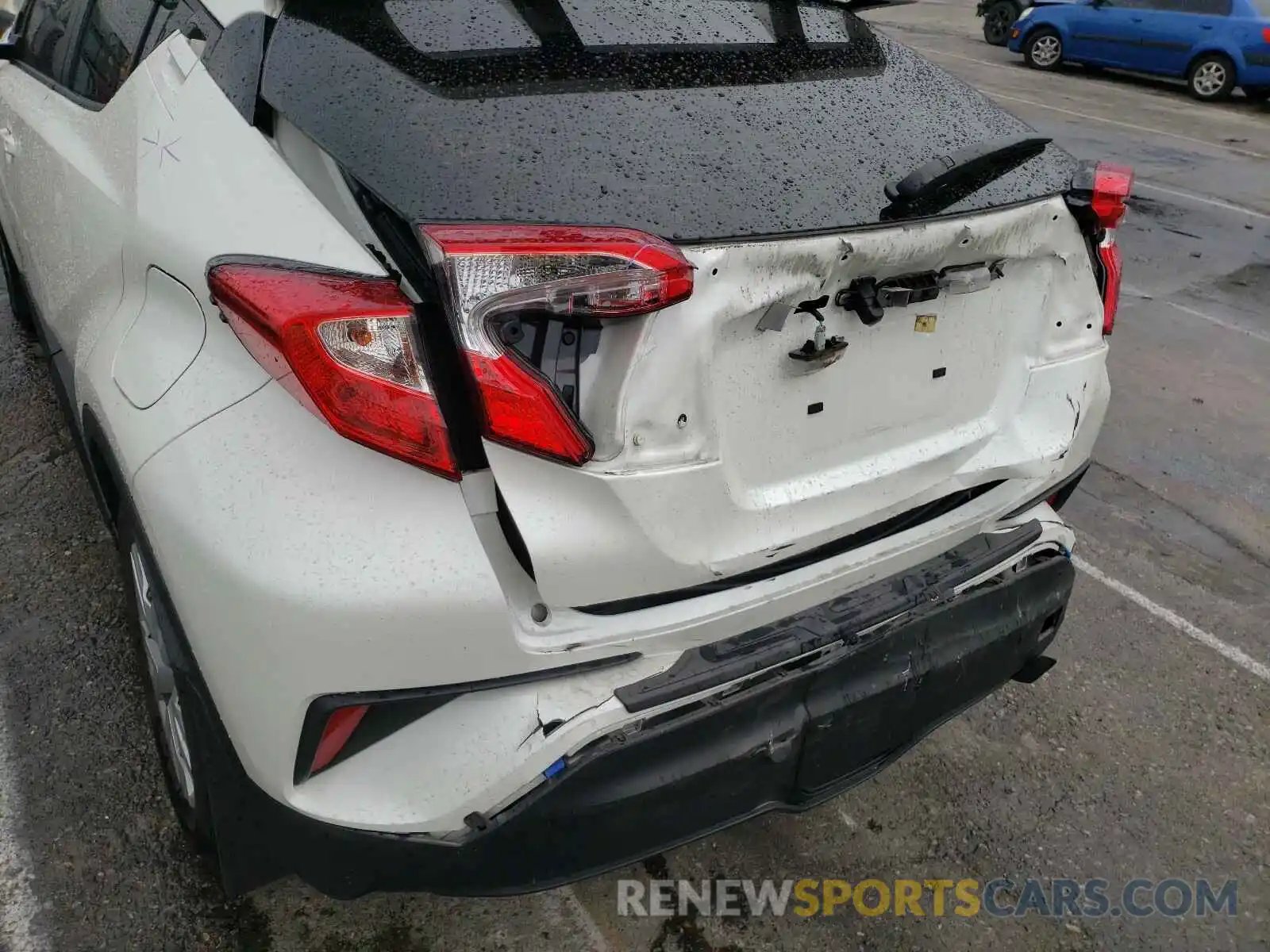 9 Photograph of a damaged car JTNKHMBX6K1051014 TOYOTA C-HR 2019