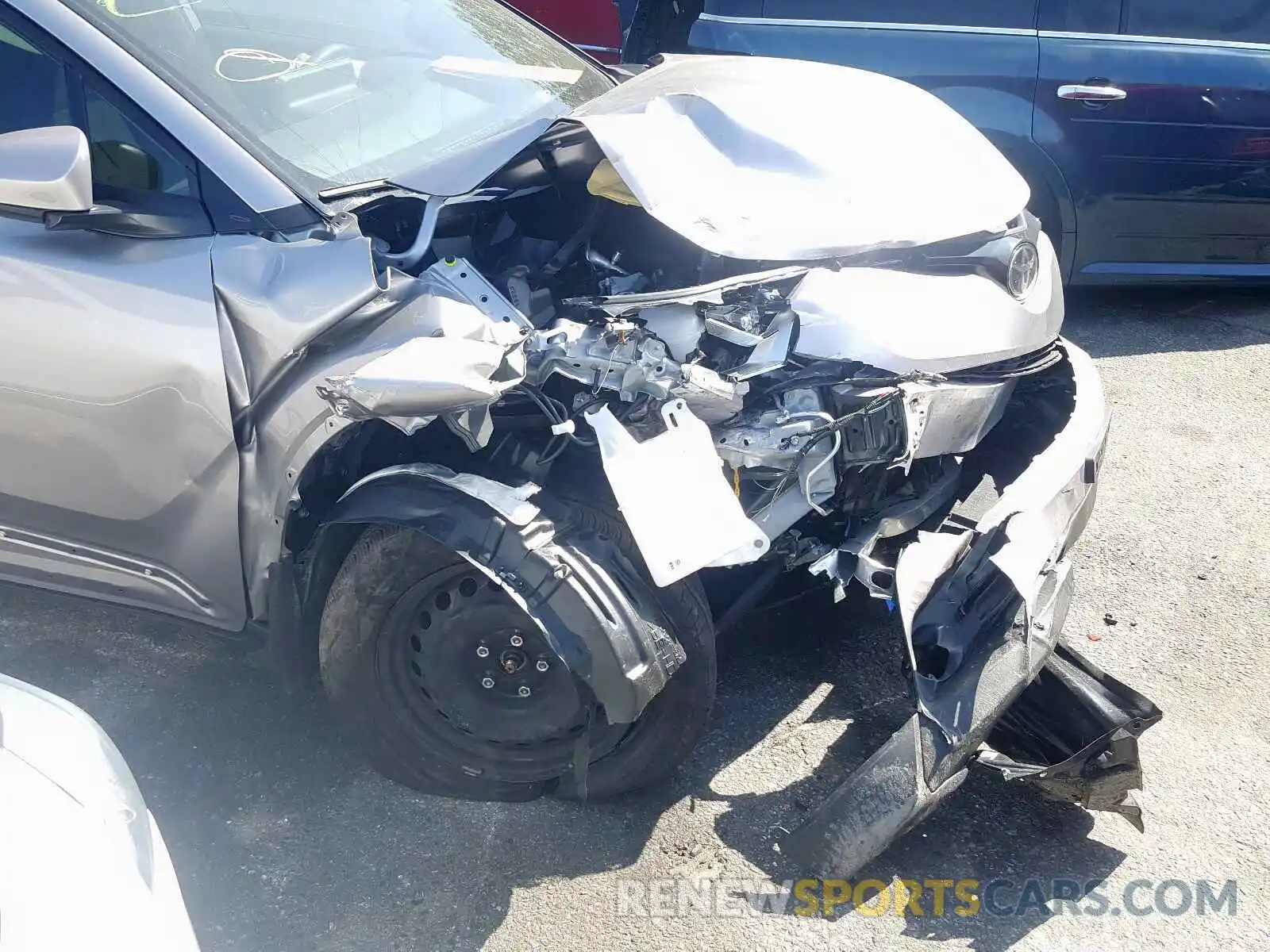 9 Photograph of a damaged car JTNKHMBX6K1052986 TOYOTA C-HR 2019