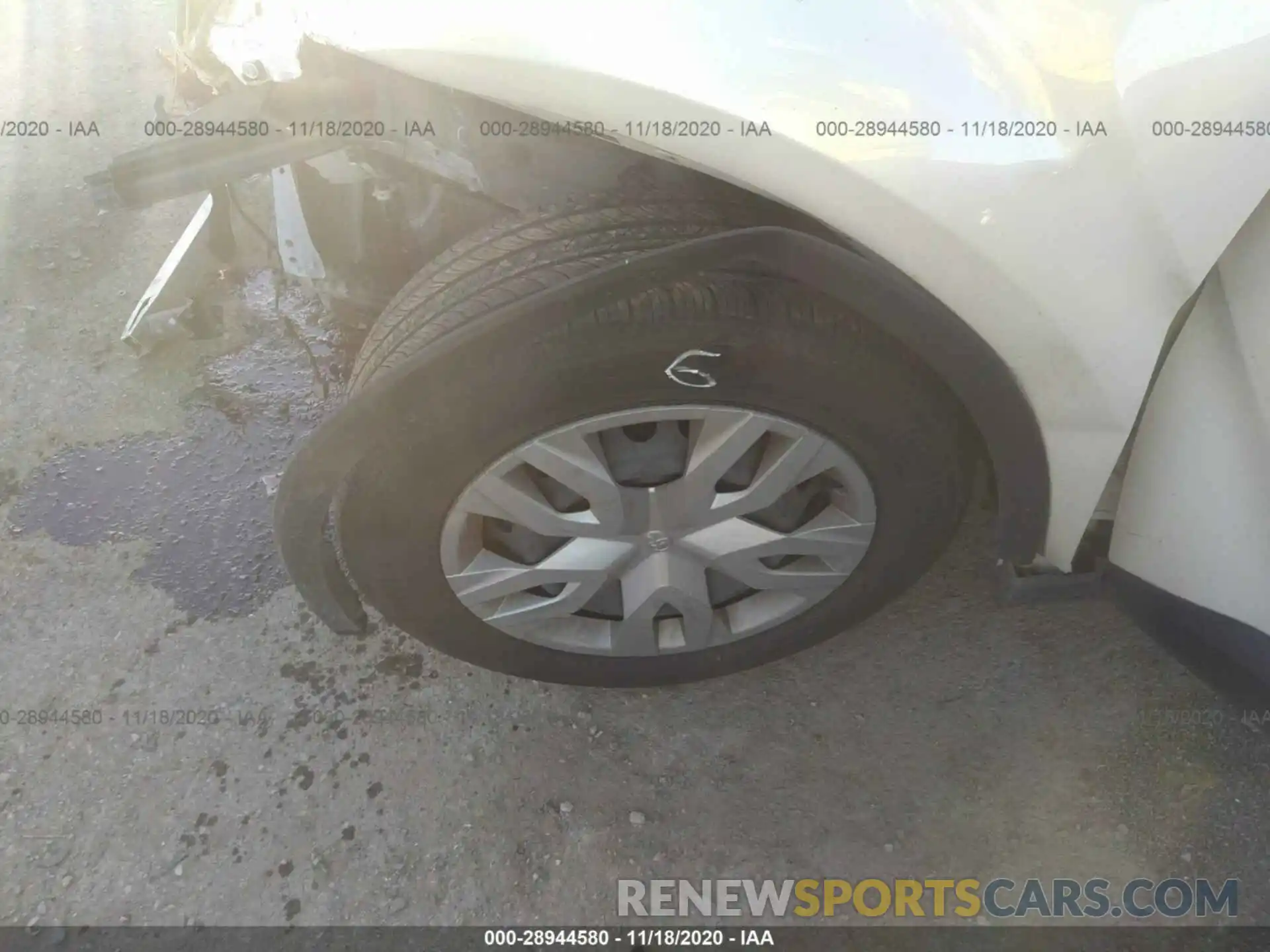 12 Photograph of a damaged car JTNKHMBX6K1056360 TOYOTA C-HR 2019