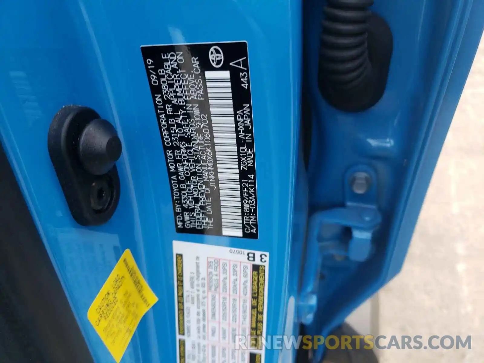 10 Photograph of a damaged car JTNKHMBX6K1060702 TOYOTA C-HR 2019