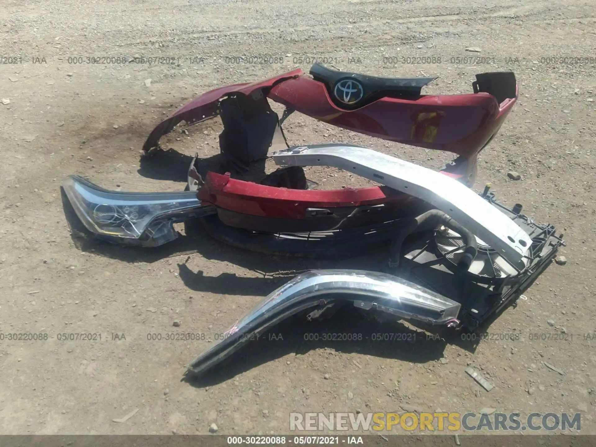 12 Photograph of a damaged car JTNKHMBX7K1012772 TOYOTA C-HR 2019