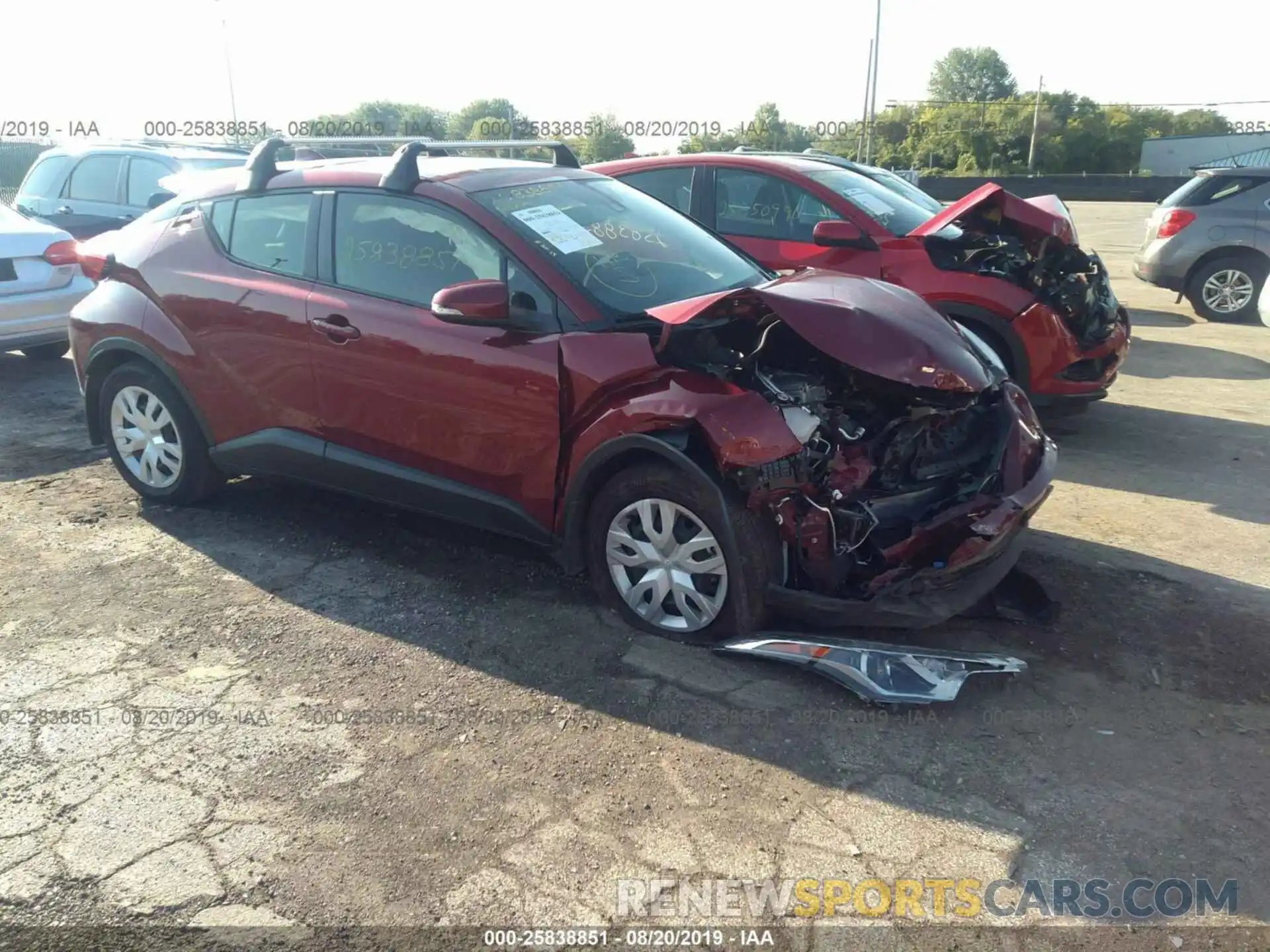 1 Photograph of a damaged car JTNKHMBX7K1013114 TOYOTA C-HR 2019