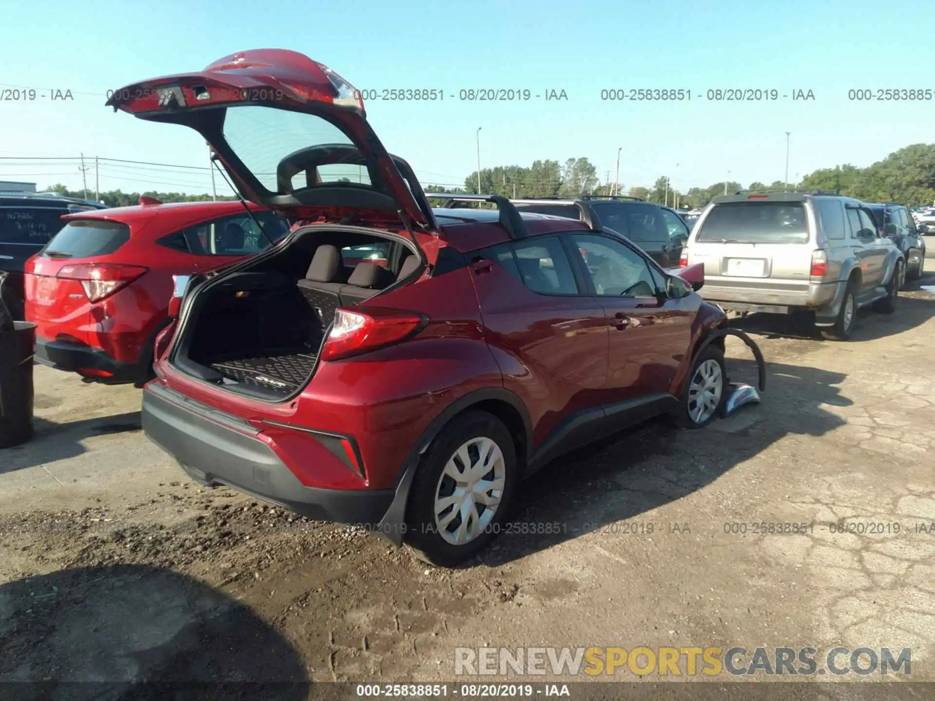 4 Photograph of a damaged car JTNKHMBX7K1013114 TOYOTA C-HR 2019