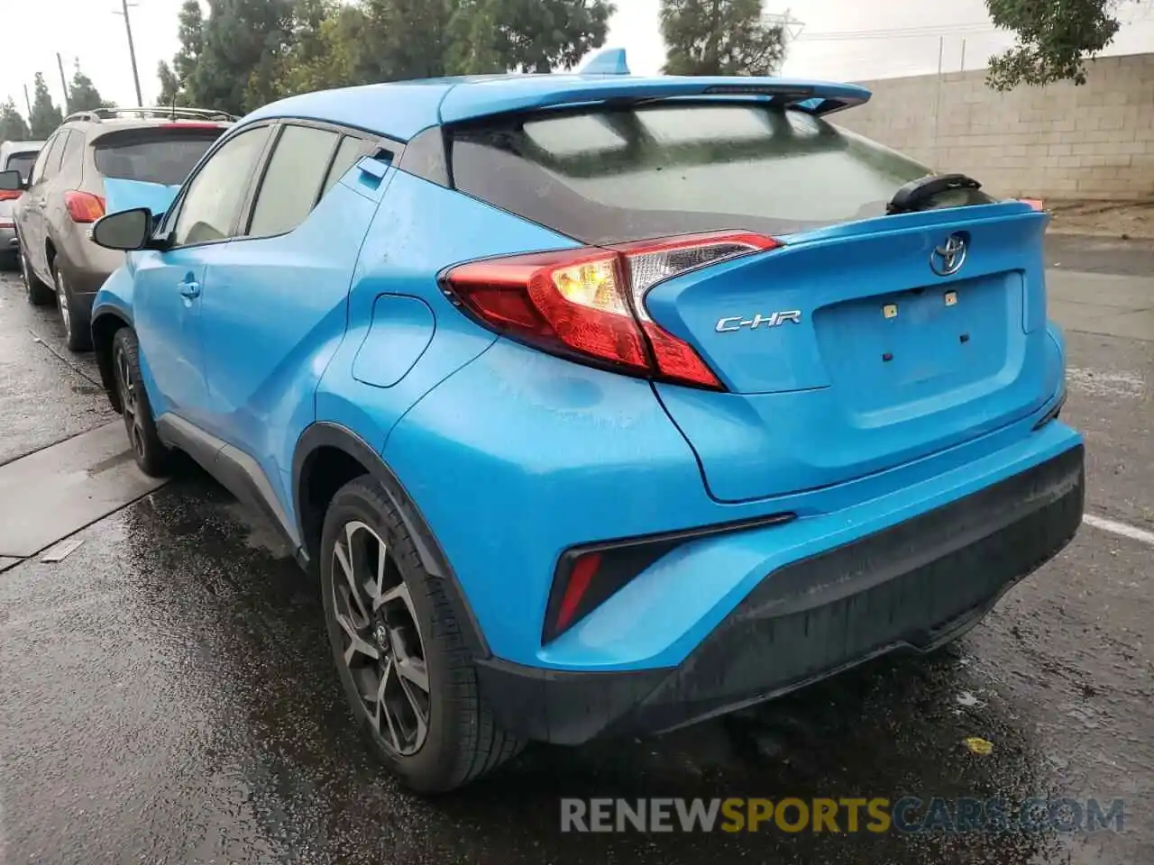 3 Photograph of a damaged car JTNKHMBX7K1014005 TOYOTA C-HR 2019