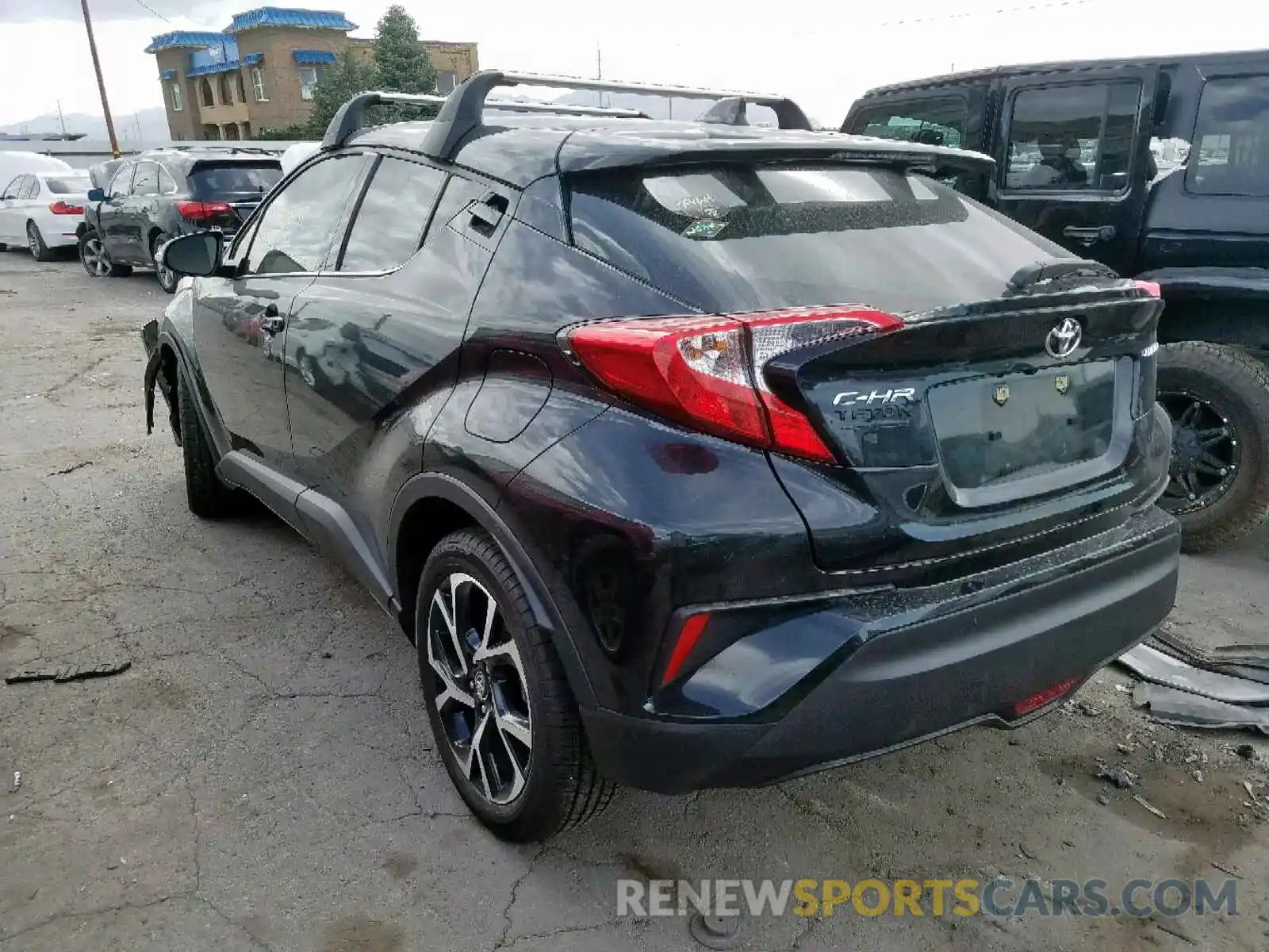 3 Photograph of a damaged car JTNKHMBX7K1014375 TOYOTA C-HR 2019