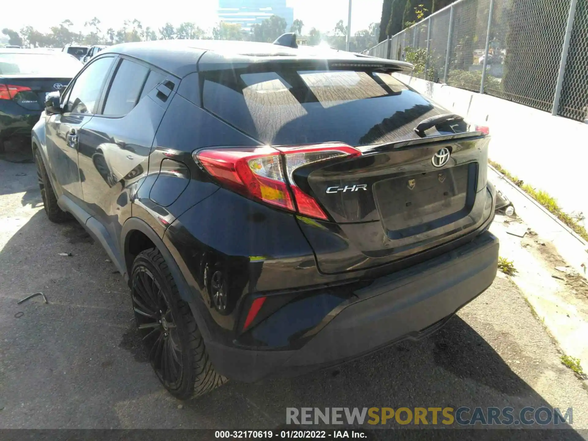 3 Photograph of a damaged car JTNKHMBX7K1022721 TOYOTA C-HR 2019