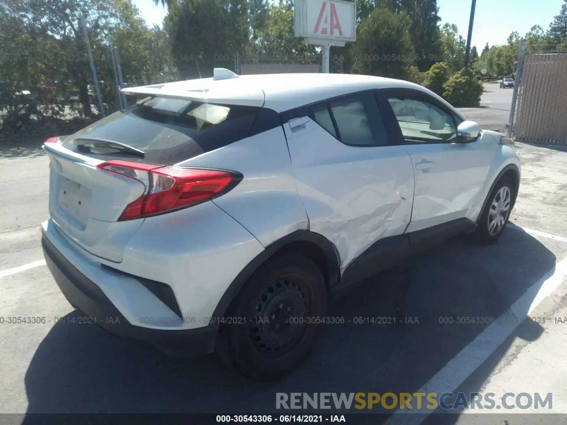 4 Photograph of a damaged car JTNKHMBX7K1027823 TOYOTA C-HR 2019