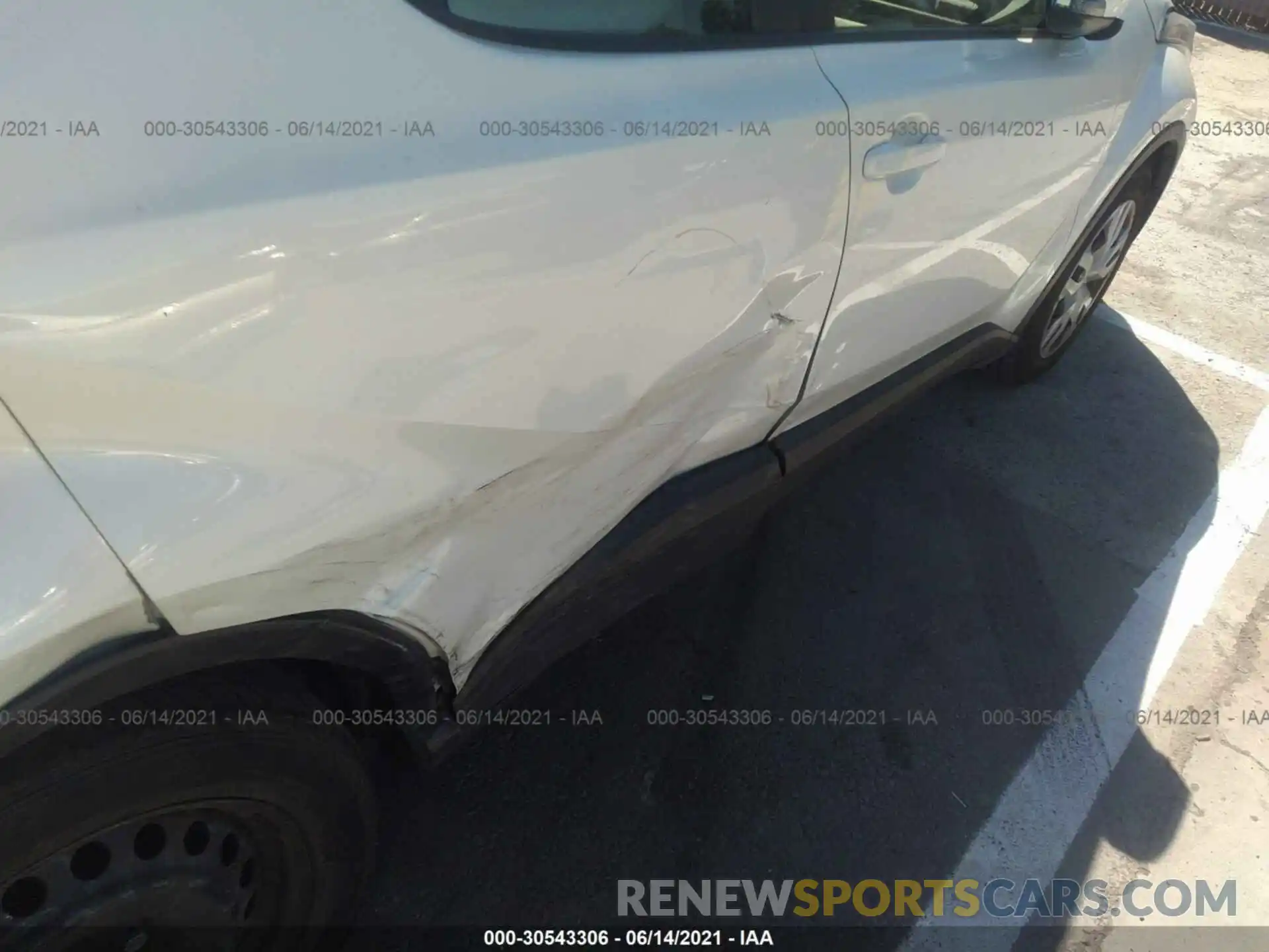 6 Photograph of a damaged car JTNKHMBX7K1027823 TOYOTA C-HR 2019