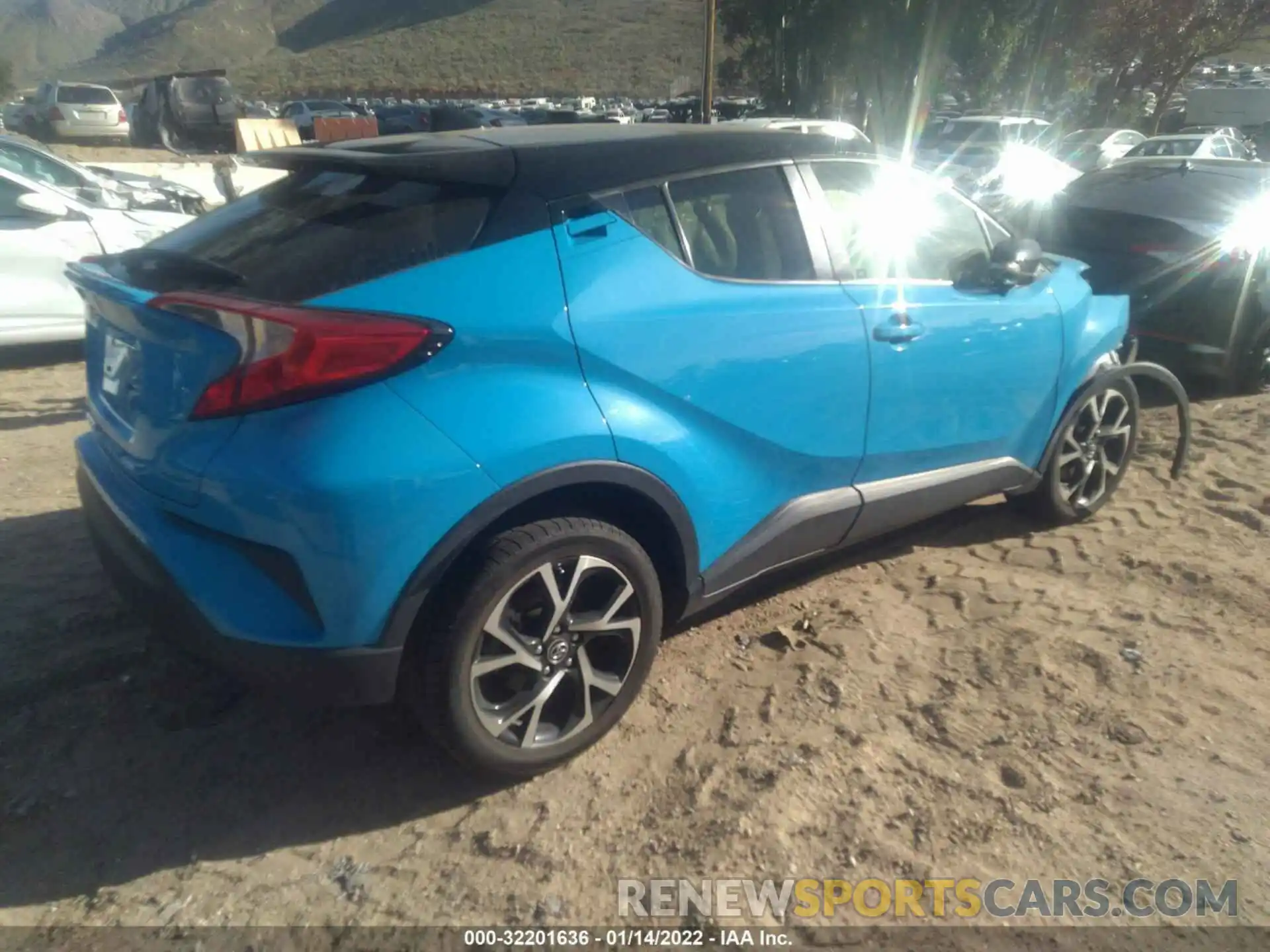 4 Фотография поврежденного автомобиля JTNKHMBX7K1028941 TOYOTA C-HR 2019