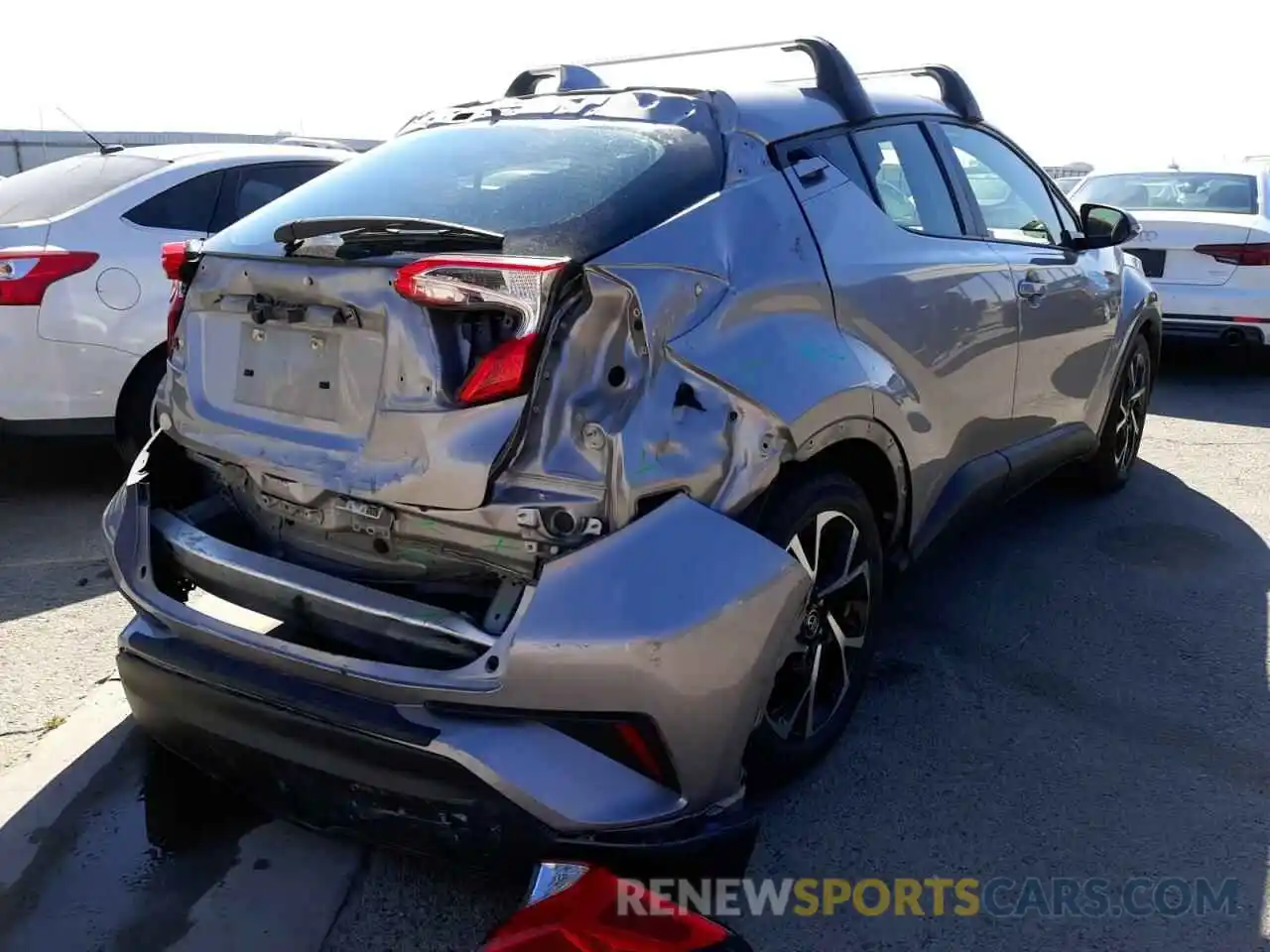 4 Photograph of a damaged car JTNKHMBX7K1029989 TOYOTA C-HR 2019