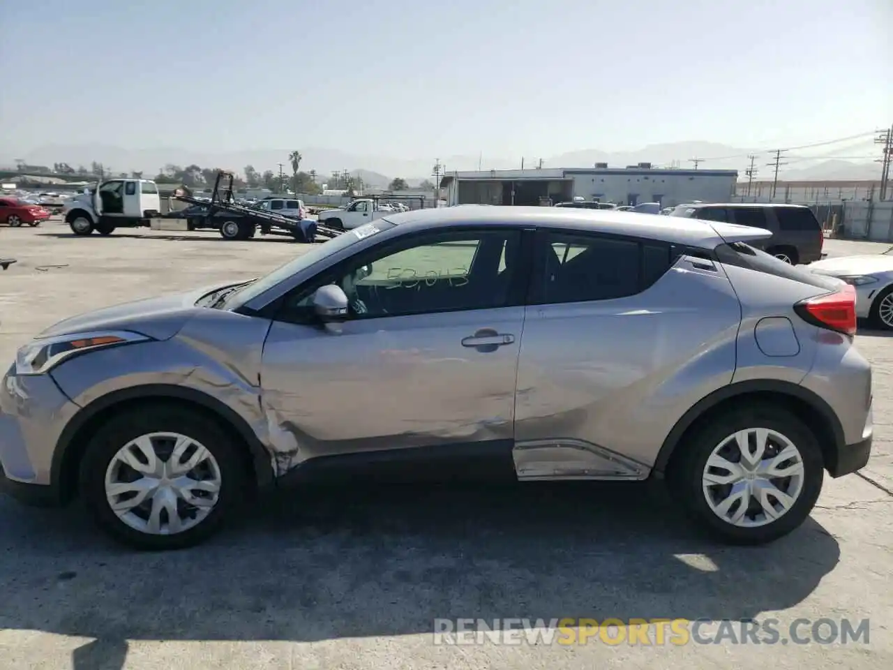 9 Photograph of a damaged car JTNKHMBX7K1032097 TOYOTA C-HR 2019