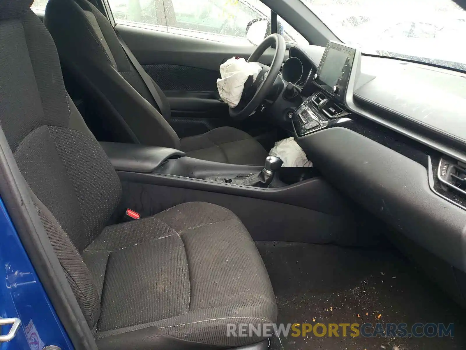 5 Photograph of a damaged car JTNKHMBX7K1035694 TOYOTA C-HR 2019