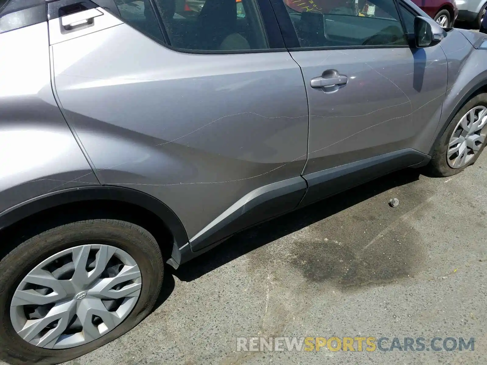 9 Photograph of a damaged car JTNKHMBX7K1039048 TOYOTA C-HR 2019