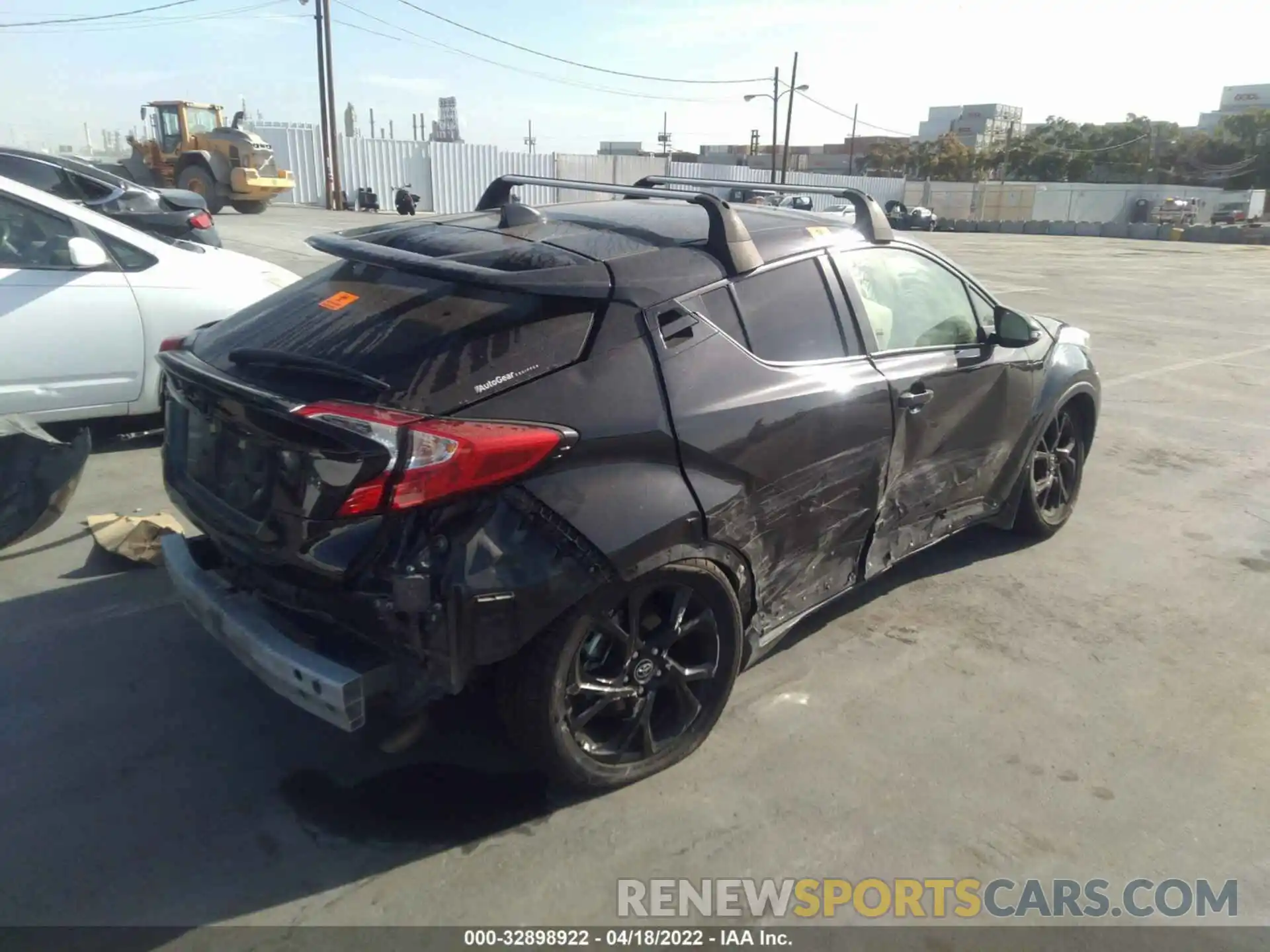 4 Photograph of a damaged car JTNKHMBX7K1048008 TOYOTA C-HR 2019