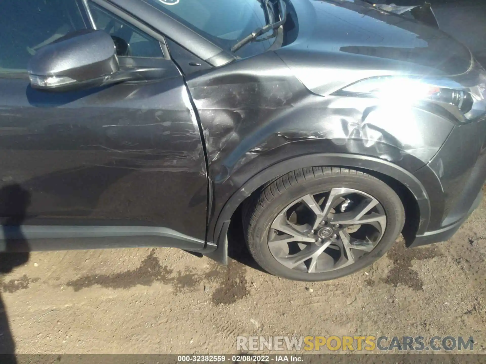 6 Photograph of a damaged car JTNKHMBX7K1050535 TOYOTA C-HR 2019