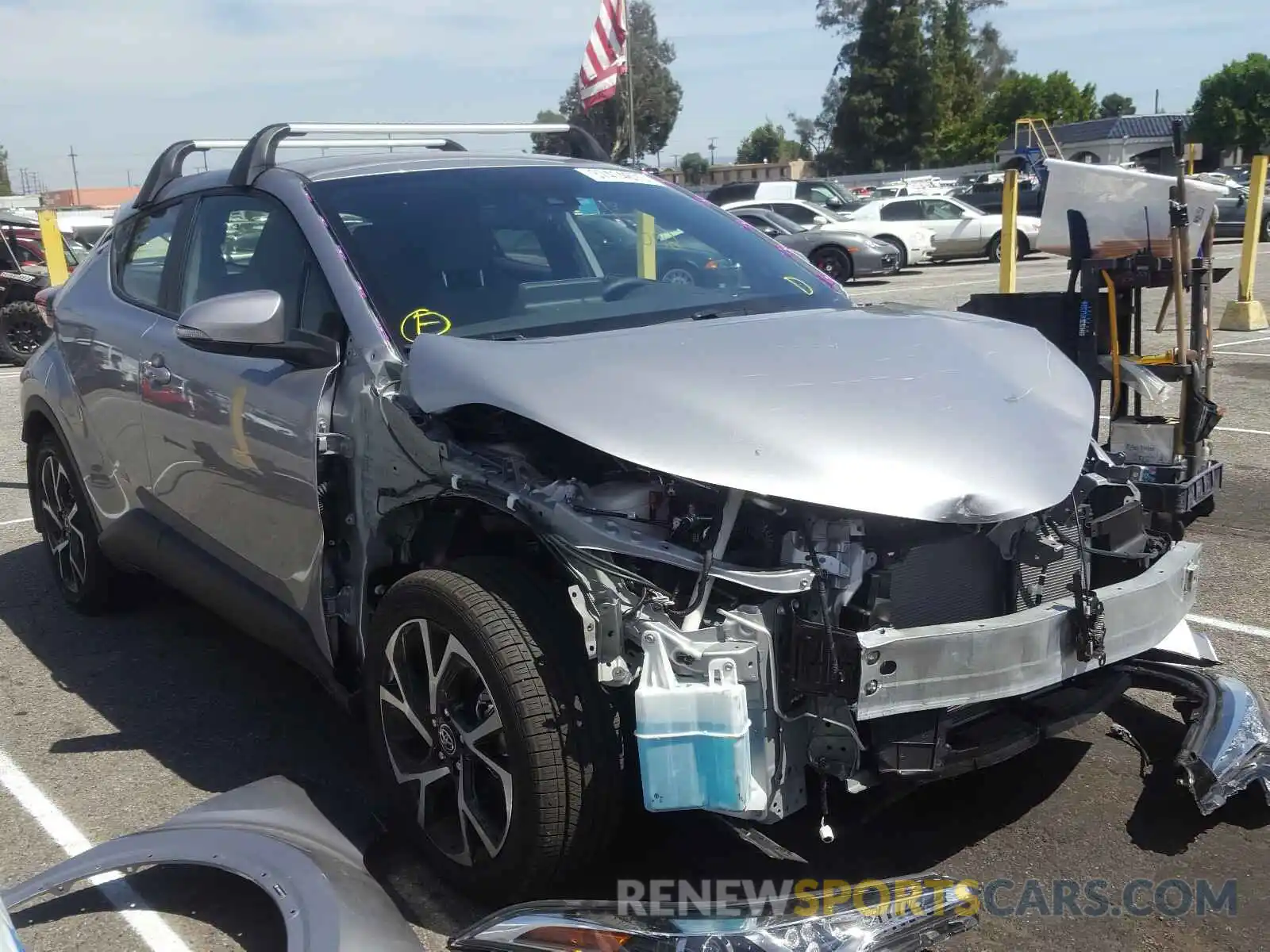 1 Photograph of a damaged car JTNKHMBX7K1054925 TOYOTA C-HR 2019