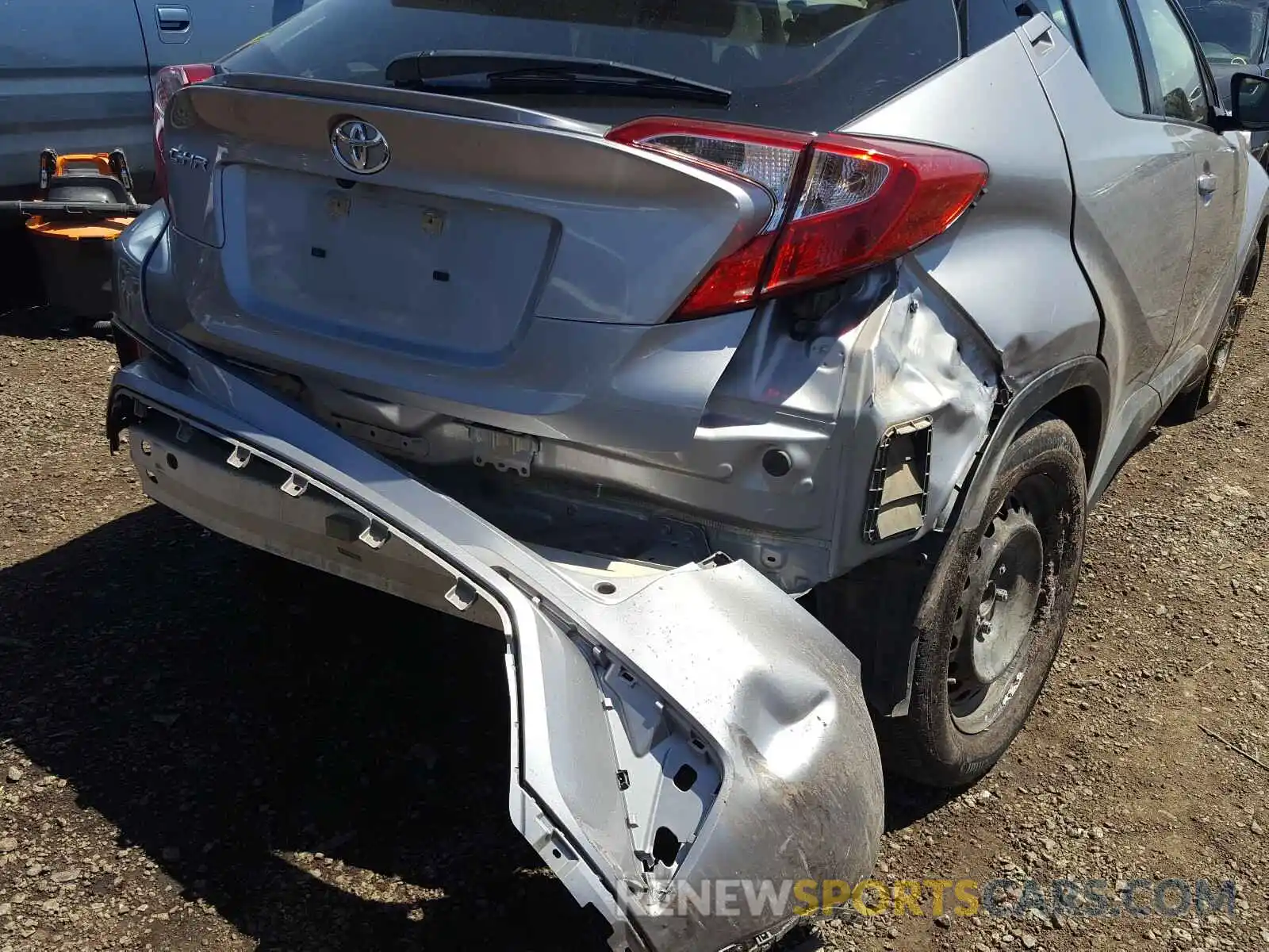 9 Photograph of a damaged car JTNKHMBX8K1015535 TOYOTA C-HR 2019