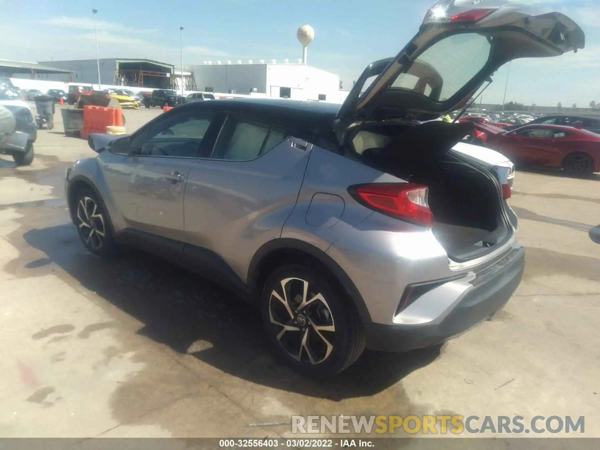 3 Photograph of a damaged car JTNKHMBX8K1020928 TOYOTA C-HR 2019