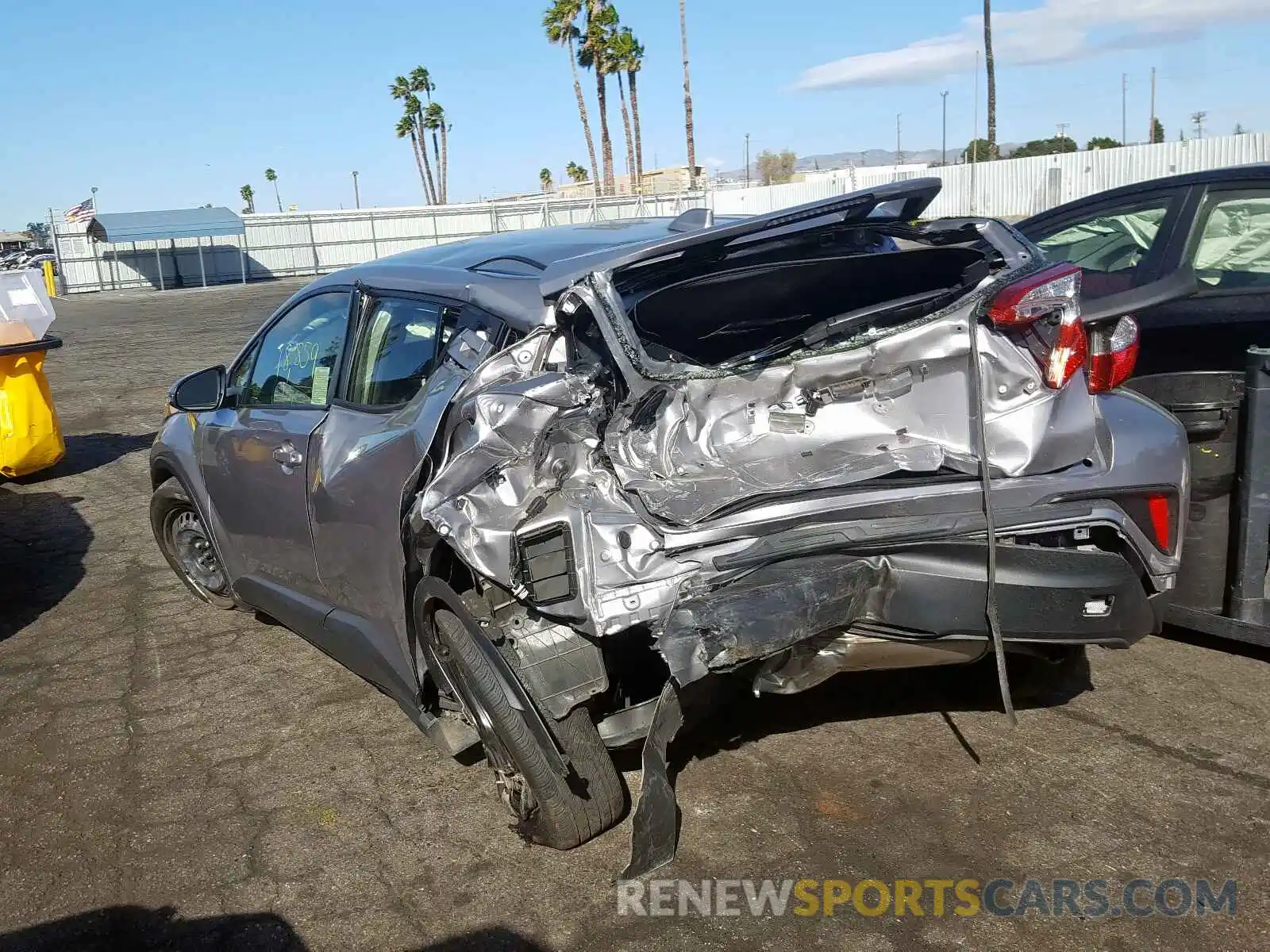 3 Photograph of a damaged car JTNKHMBX8K1025658 TOYOTA C-HR 2019