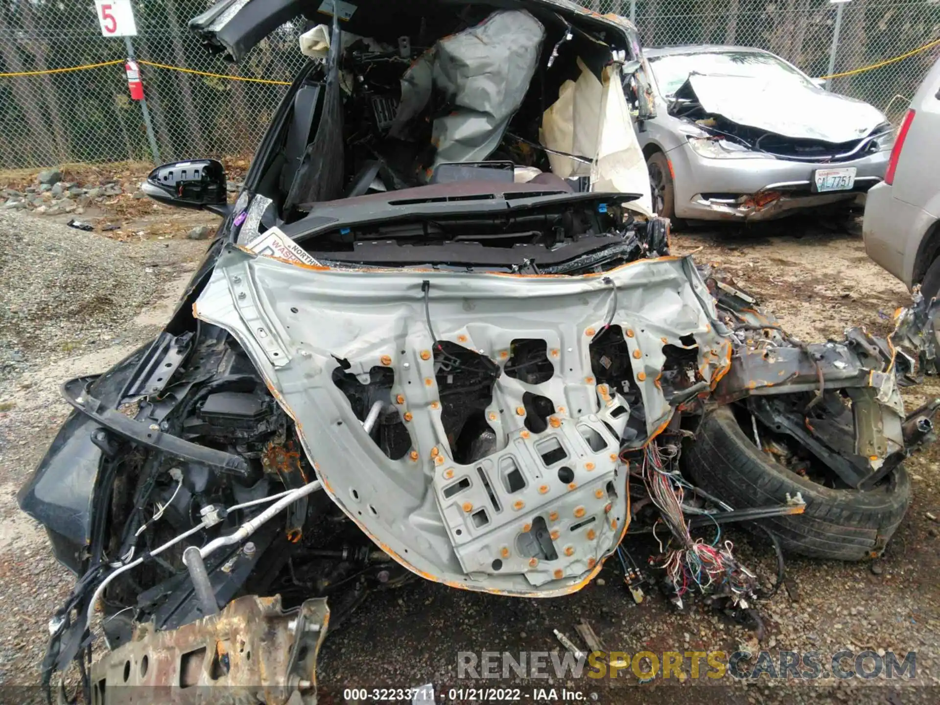 6 Photograph of a damaged car JTNKHMBX8K1025921 TOYOTA C-HR 2019