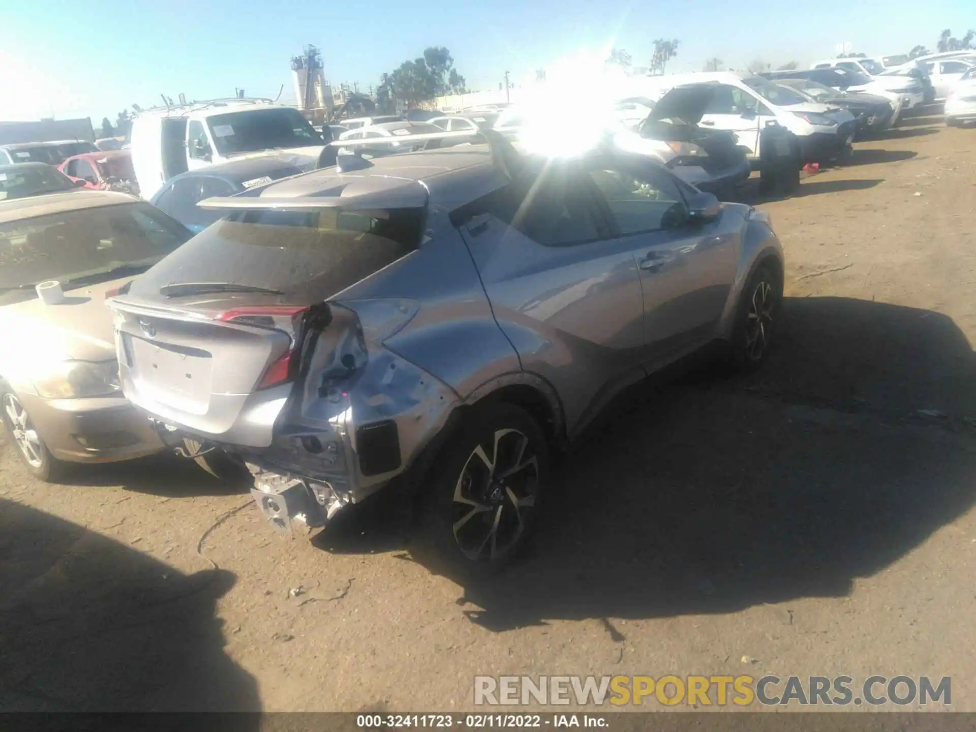 4 Photograph of a damaged car JTNKHMBX8K1038720 TOYOTA C-HR 2019