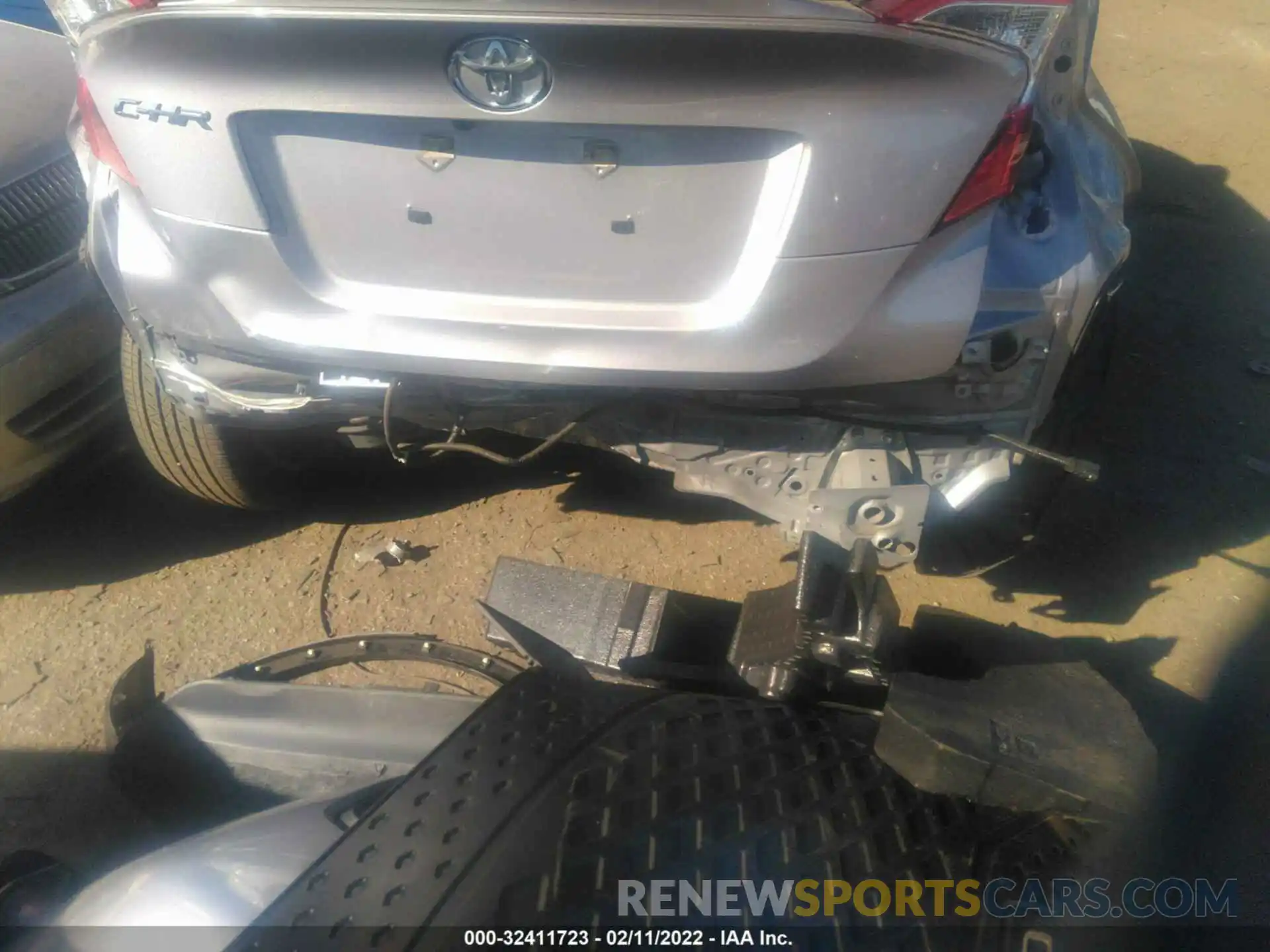 6 Photograph of a damaged car JTNKHMBX8K1038720 TOYOTA C-HR 2019