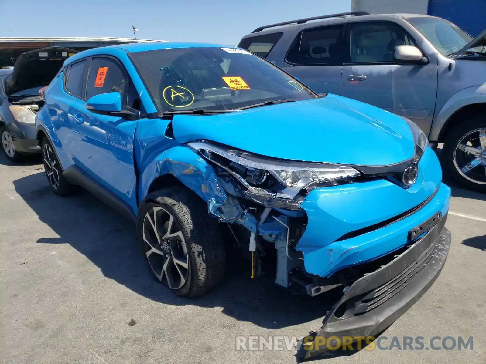 1 Фотография поврежденного автомобиля JTNKHMBX8K1043772 TOYOTA C-HR 2019