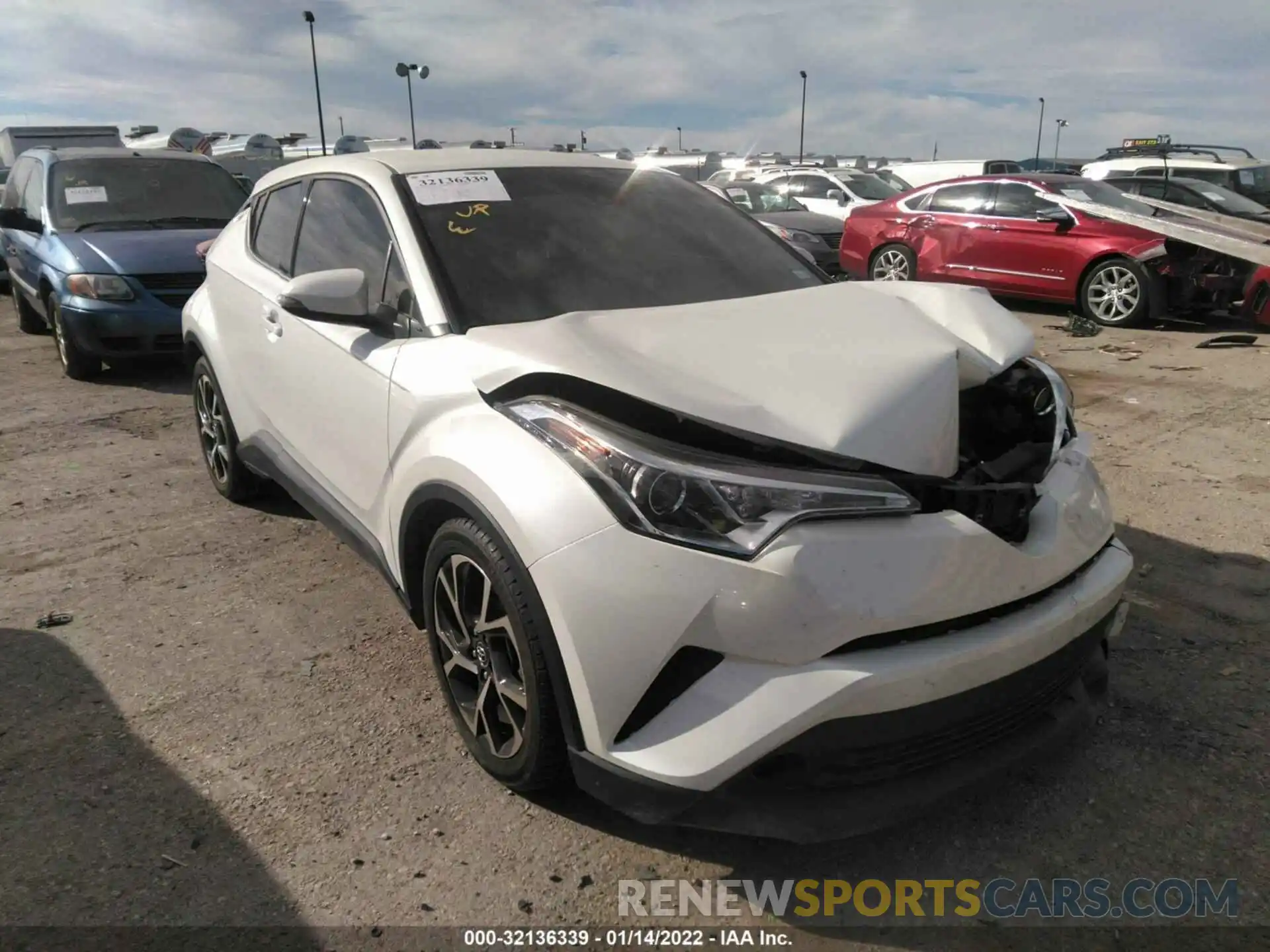 1 Фотография поврежденного автомобиля JTNKHMBX8K1050673 TOYOTA C-HR 2019